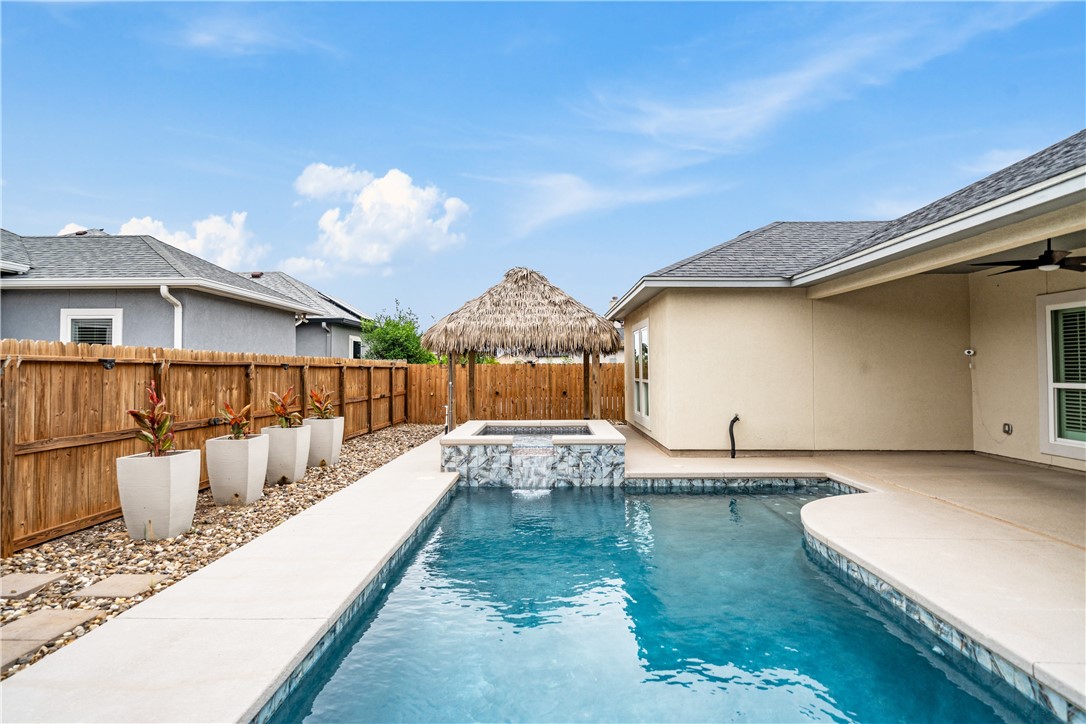 Corpus Christi, Texas, 78418, United States, 4 Bedrooms Bedrooms, ,3 BathroomsBathrooms,Residential,For Sale,1941996