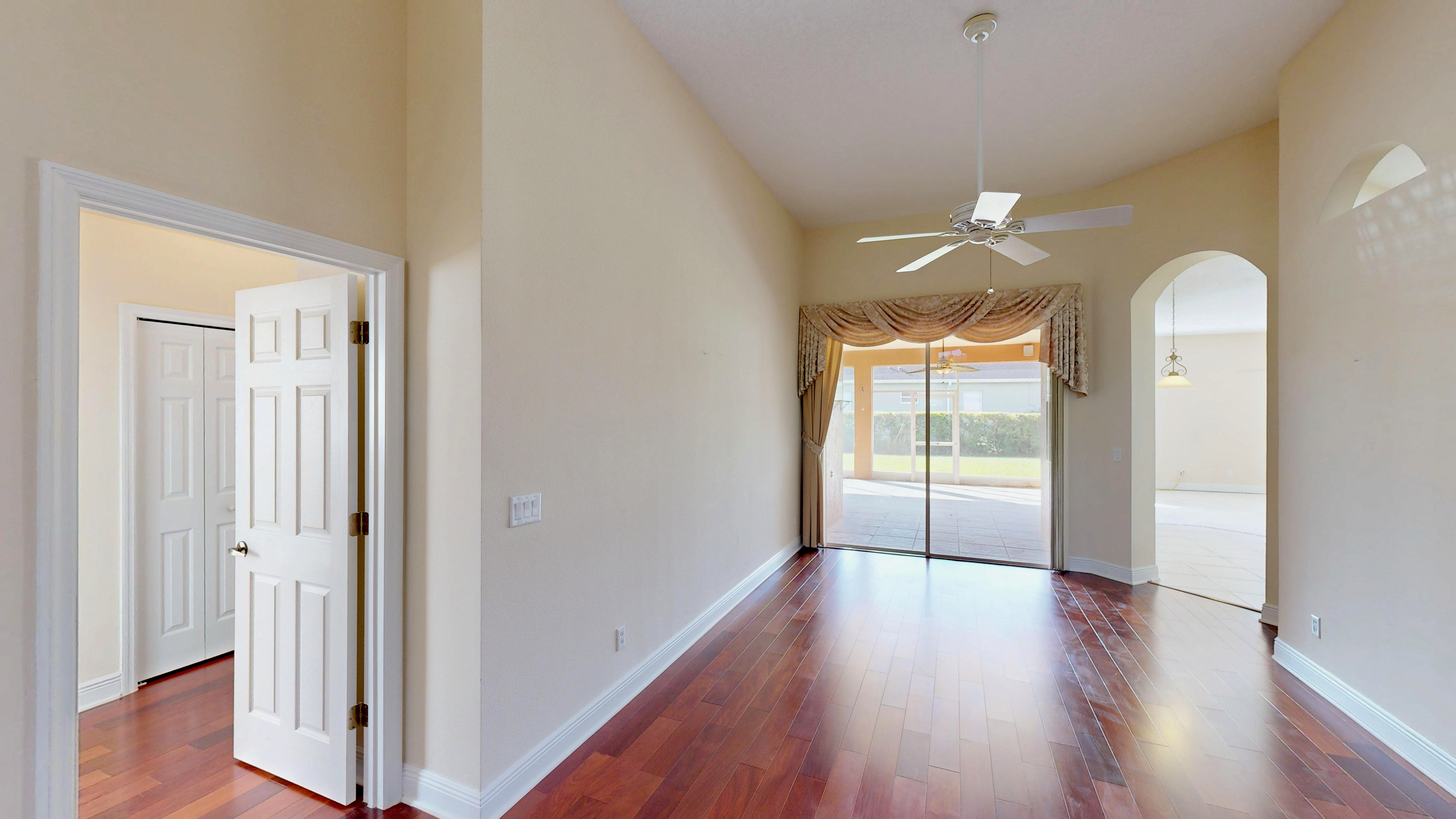 Ocoee, Florida, 34761, United States, 4 Bedrooms Bedrooms, ,3 BathroomsBathrooms,Residential,For Sale,2006083