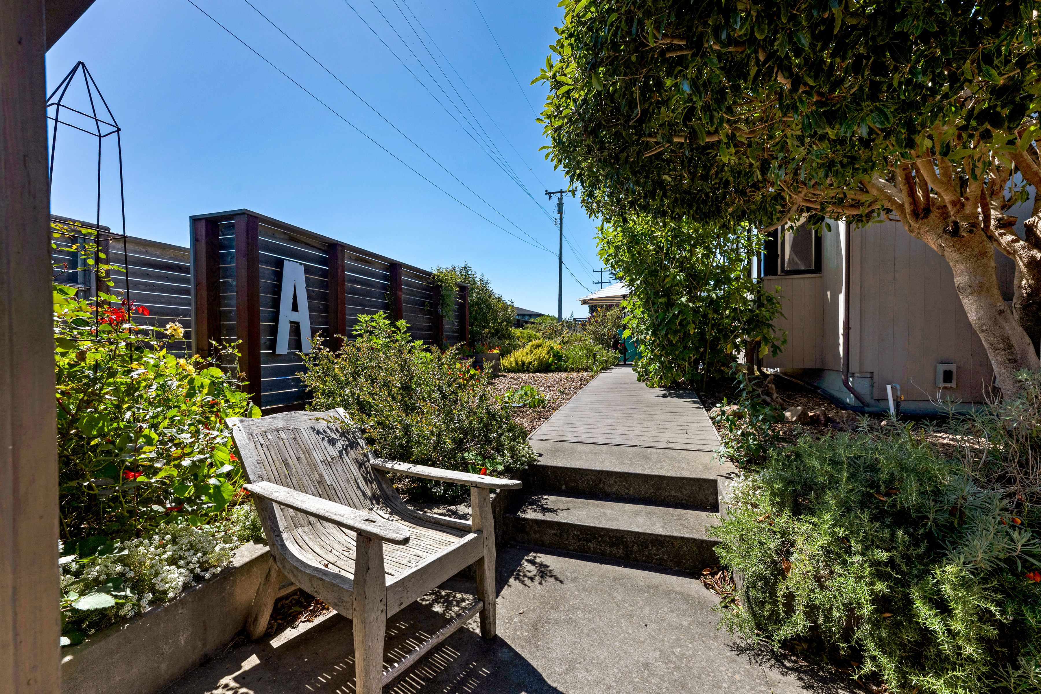  7187 Cliff Avenue, Bodega Bay, CA 94923 - 物件實景