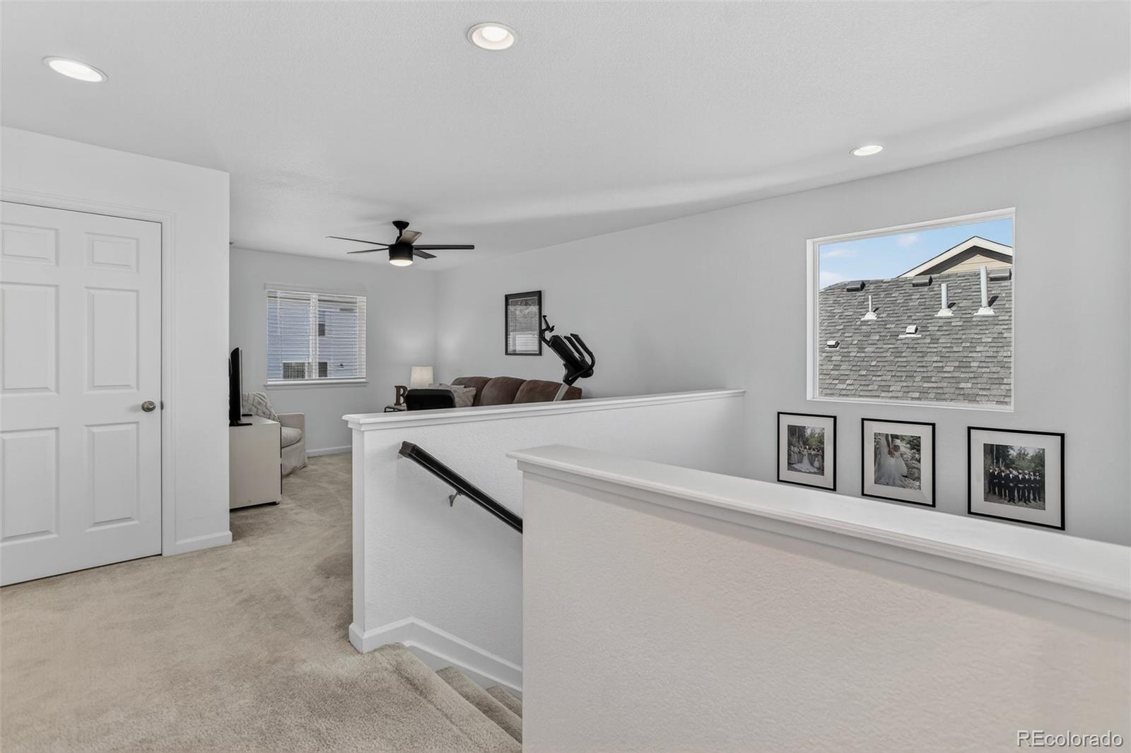 Castle Rock, Colorado, 80104, United States, 3 Bedrooms Bedrooms, ,2 BathroomsBathrooms,Residential,For Sale,1967525