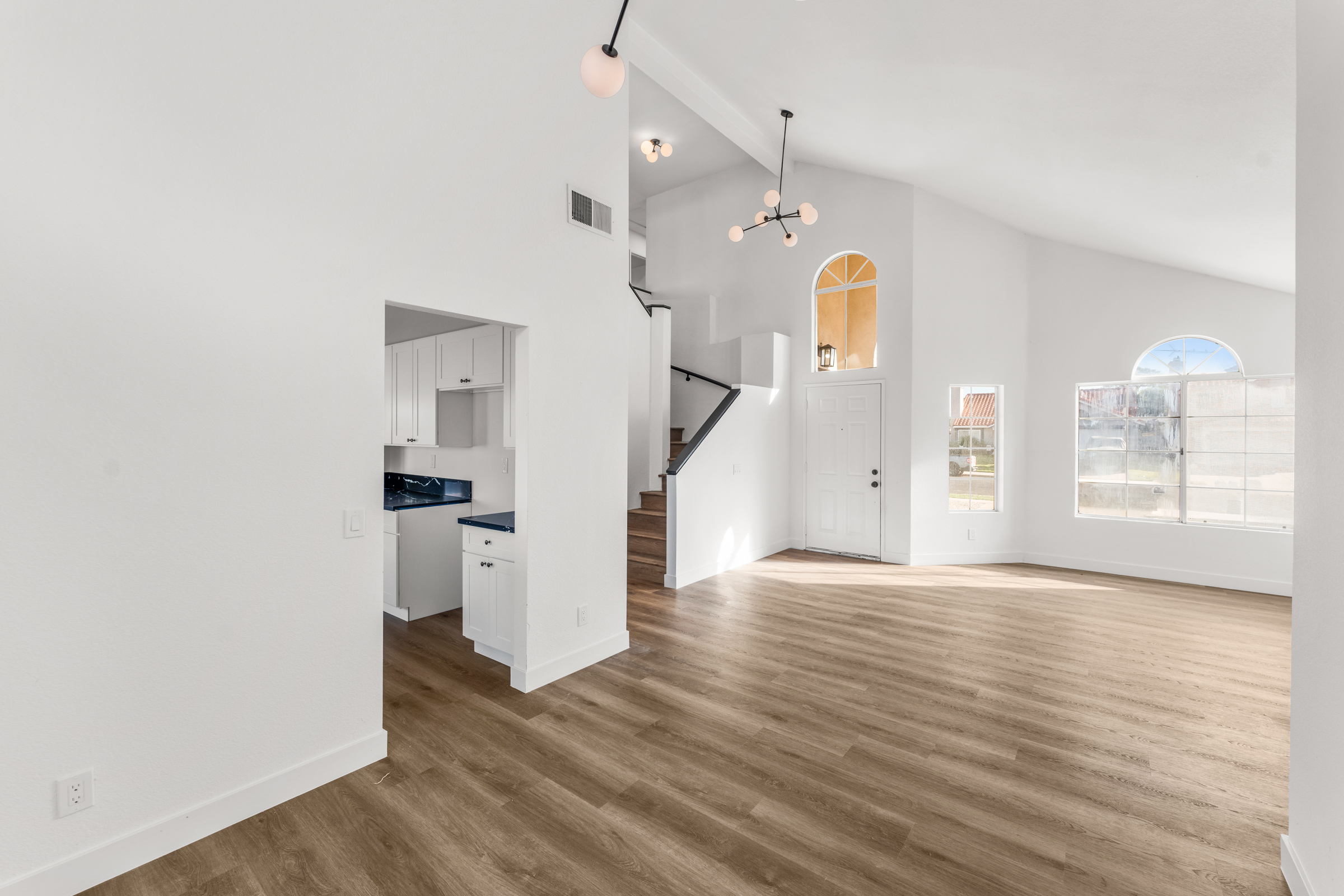 Lake Elsinore, California, 92530, United States, 4 Bedrooms Bedrooms, ,3 BathroomsBathrooms,Residential,For Sale,2005487