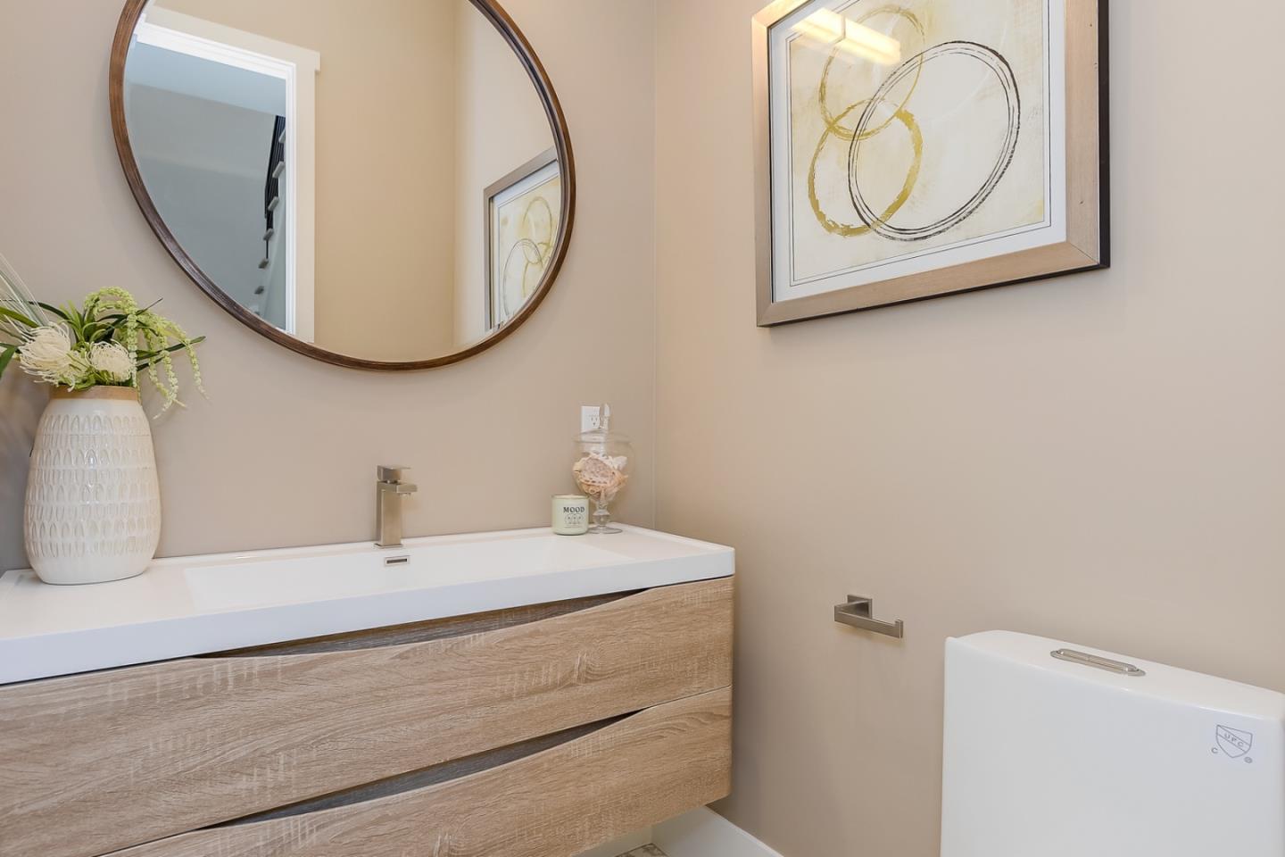 Menlo Park, California, 94025, United States, 5 Bedrooms Bedrooms, ,6 BathroomsBathrooms,Residential,For Sale,1927394