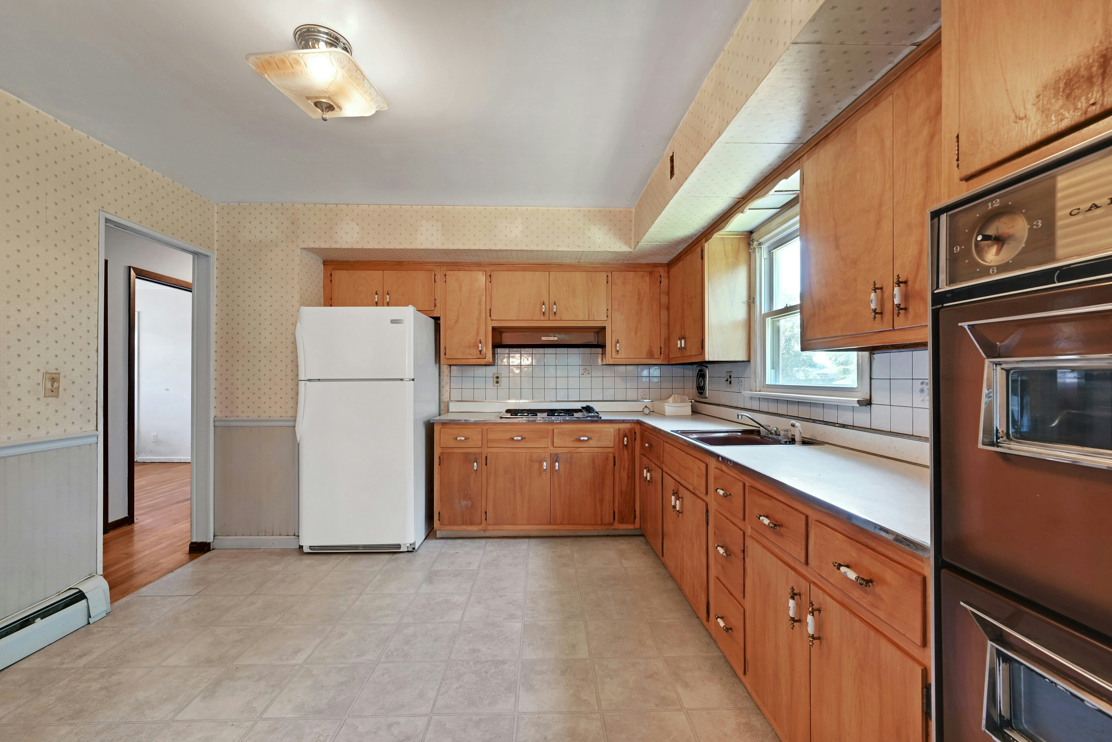  347 Chestnut Avenue, South Hackensack, NJ 07606 - 物件實景