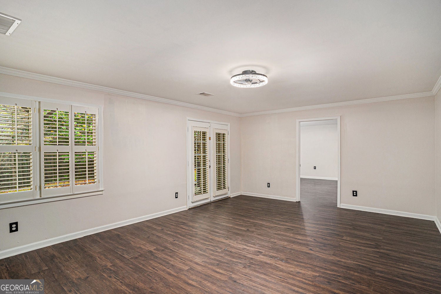 Covington, Georgia, 30014, United States, 5 Bedrooms Bedrooms, ,5 BathroomsBathrooms,Residential,For Sale,1953345