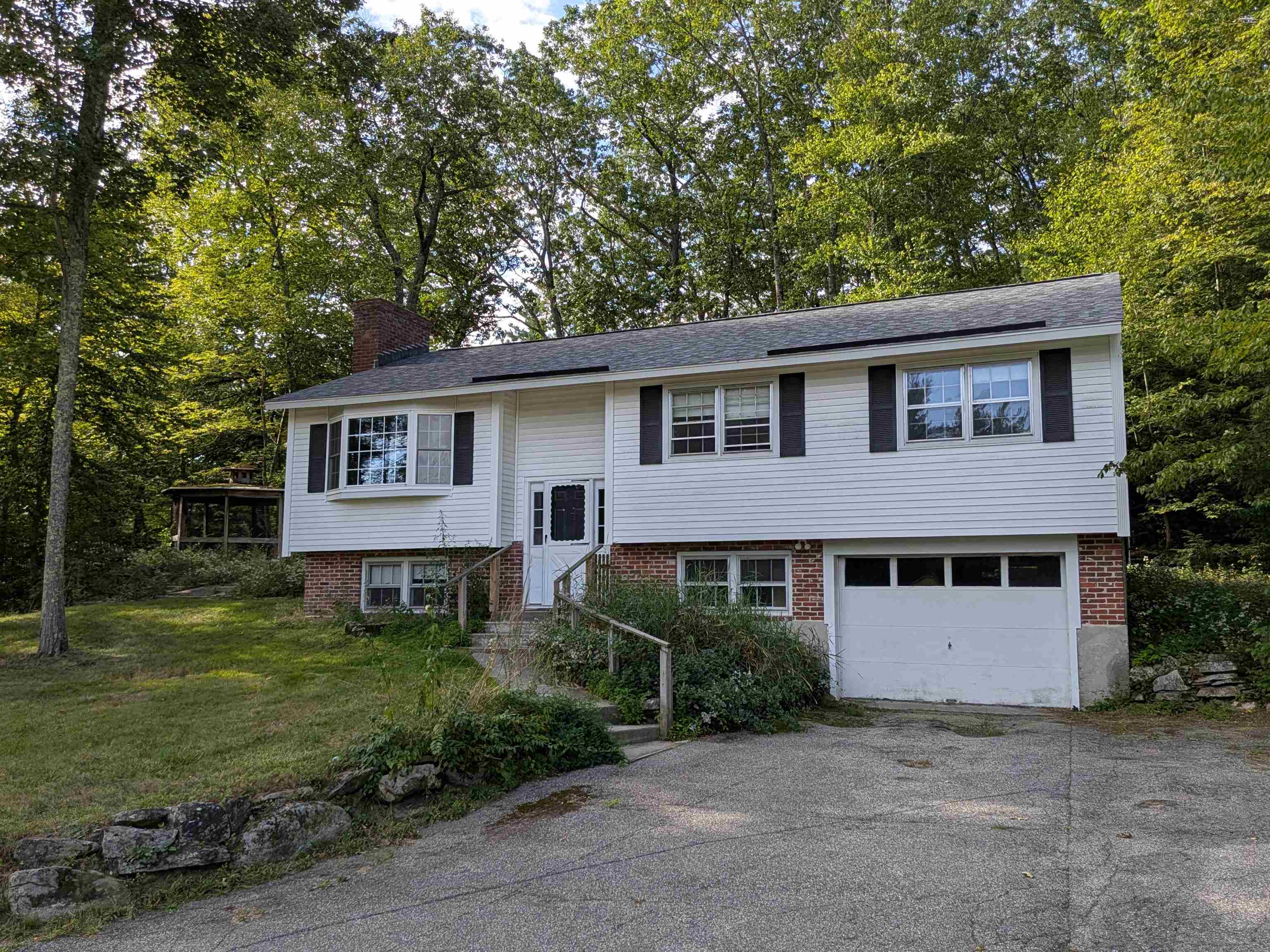 Hollis, New Hampshire, 03049, United States, 3 Bedrooms Bedrooms, ,2 BathroomsBathrooms,Residential,For Sale,1934424