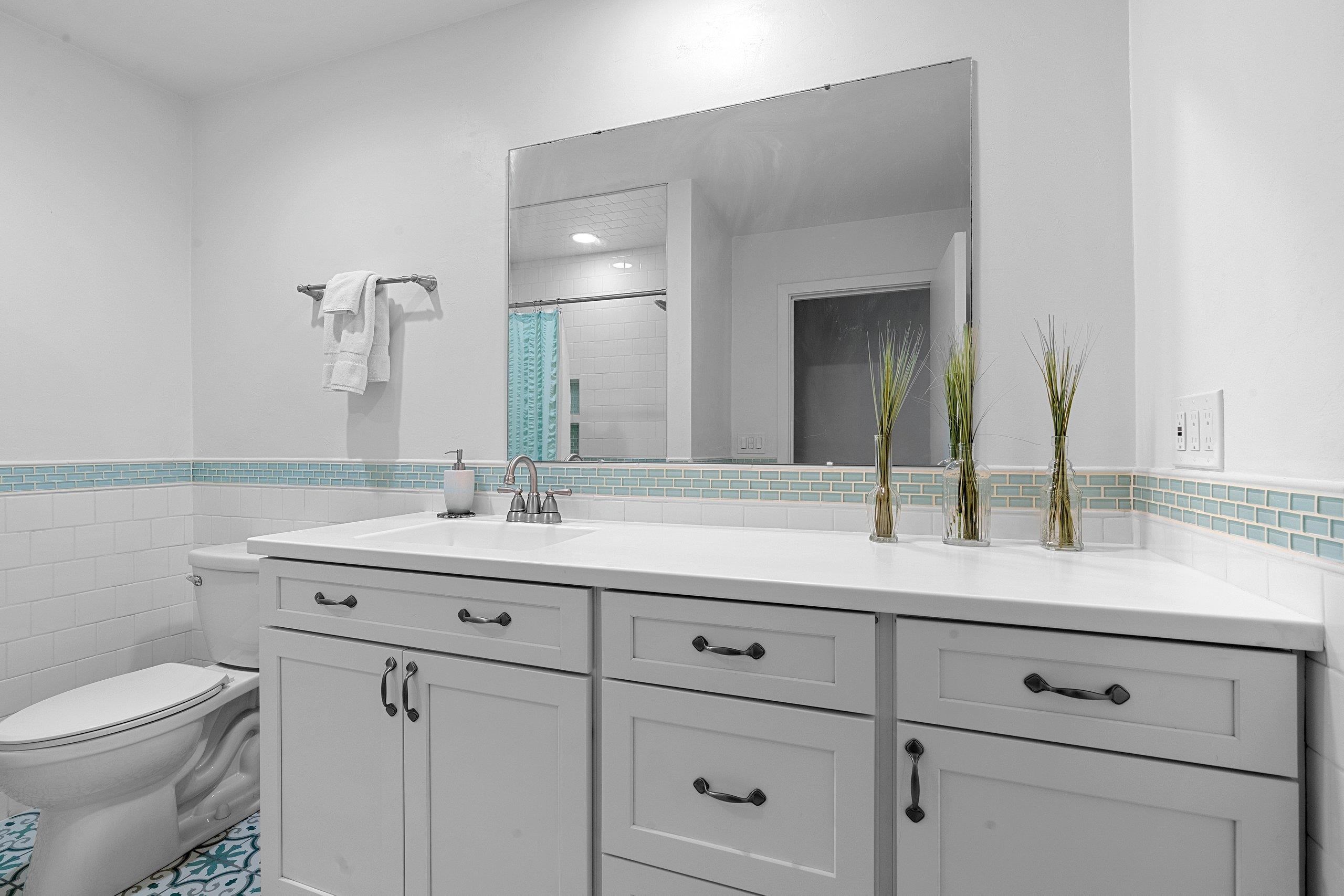 GREEN BAY, Wisconsin, 54301, United States, 3 Bedrooms Bedrooms, ,3 BathroomsBathrooms,Residential,For Sale,1969086