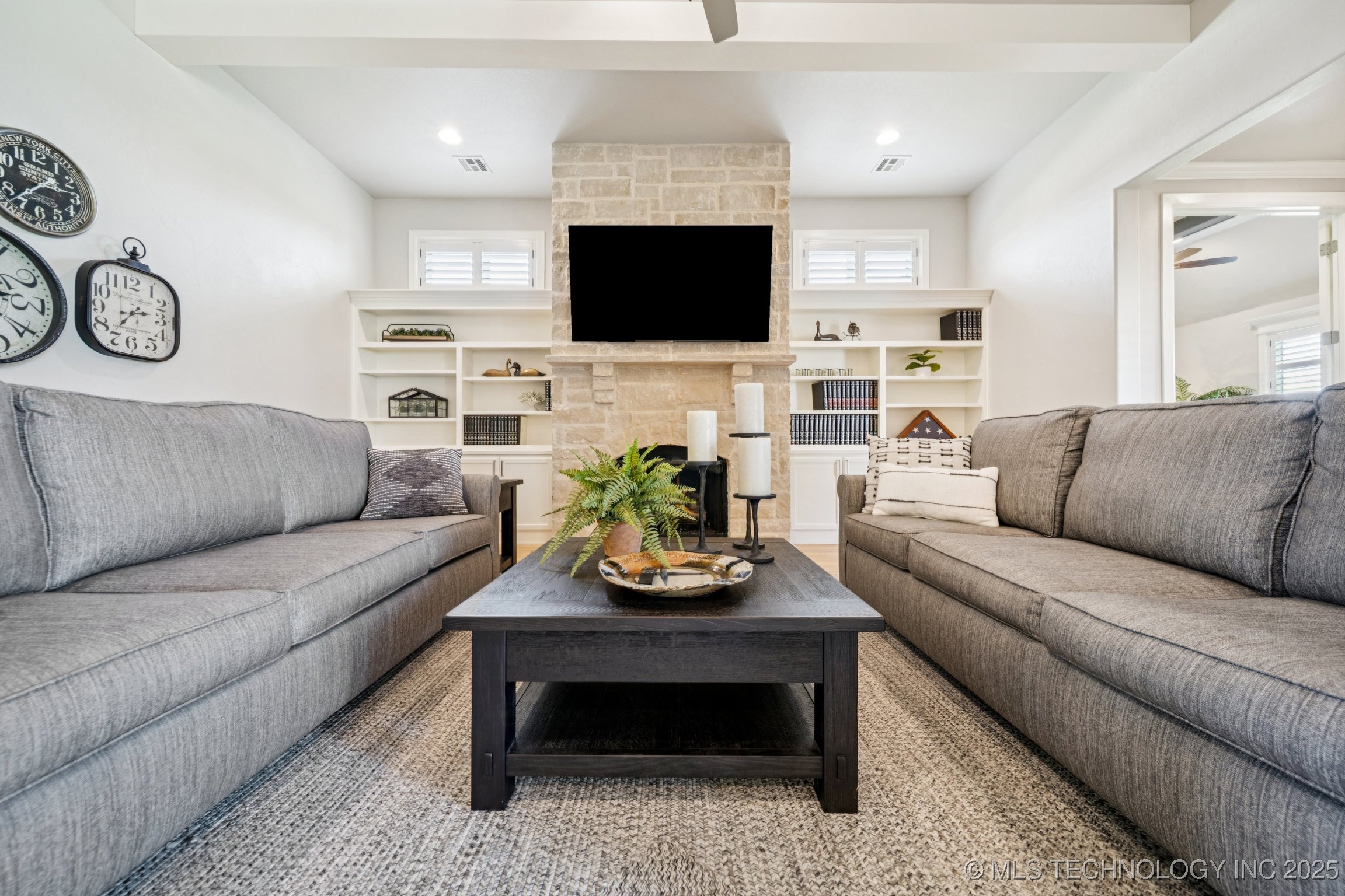 Owasso, Oklahoma, 74055, United States, 4 Bedrooms Bedrooms, ,4 BathroomsBathrooms,Residential,For Sale,1964106