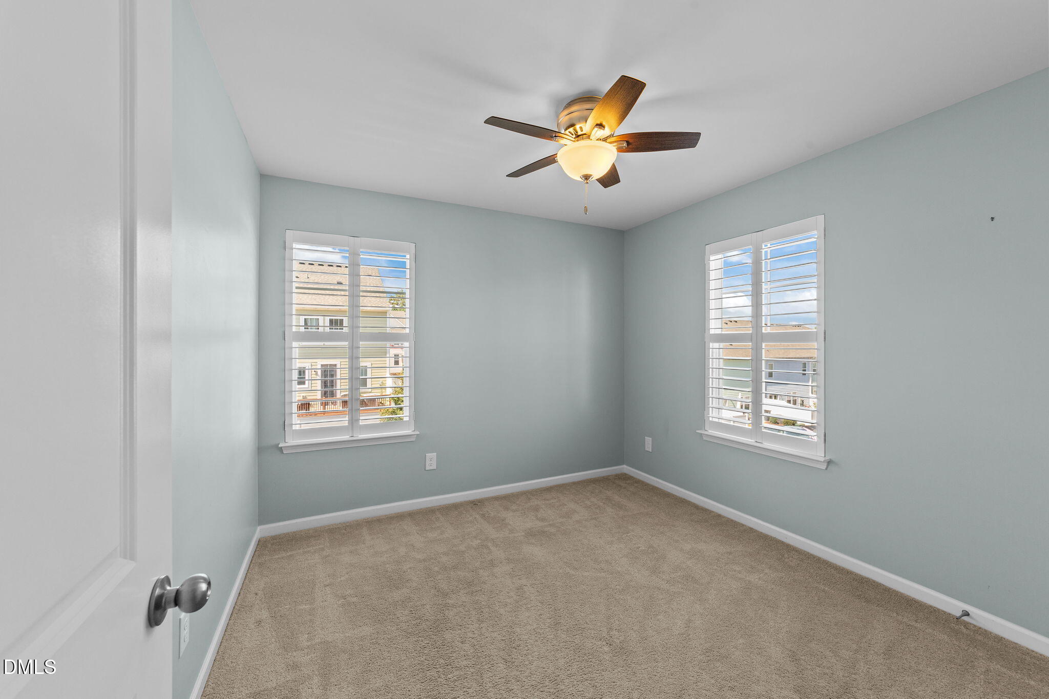 Apex, North Carolina, 27502, United States, 4 Bedrooms Bedrooms, ,4 BathroomsBathrooms,Residential,For Sale,1956835