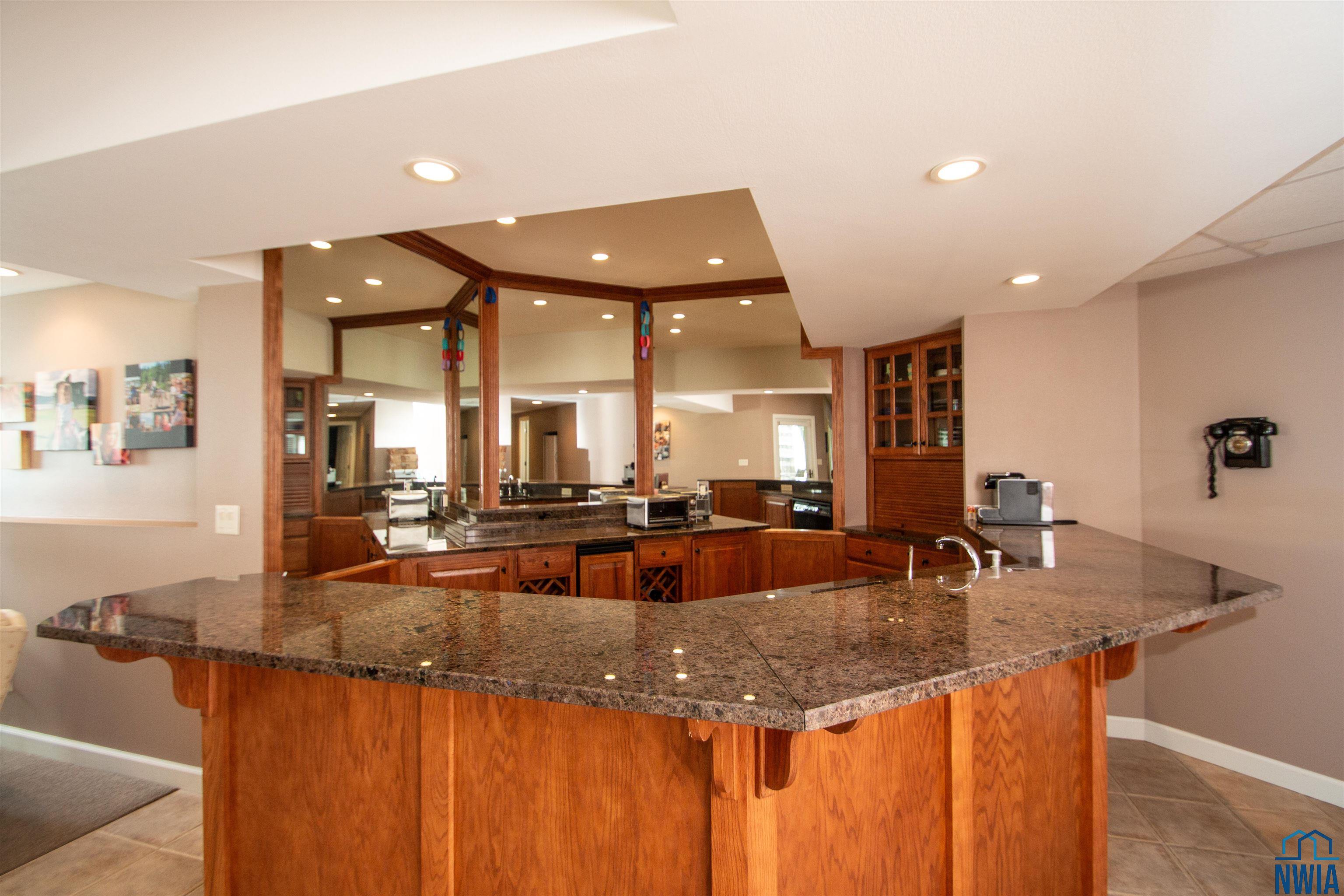 Jefferson, South Dakota, 57038, United States, 5 Bedrooms Bedrooms, ,5 BathroomsBathrooms,Residential,For Sale,2005436