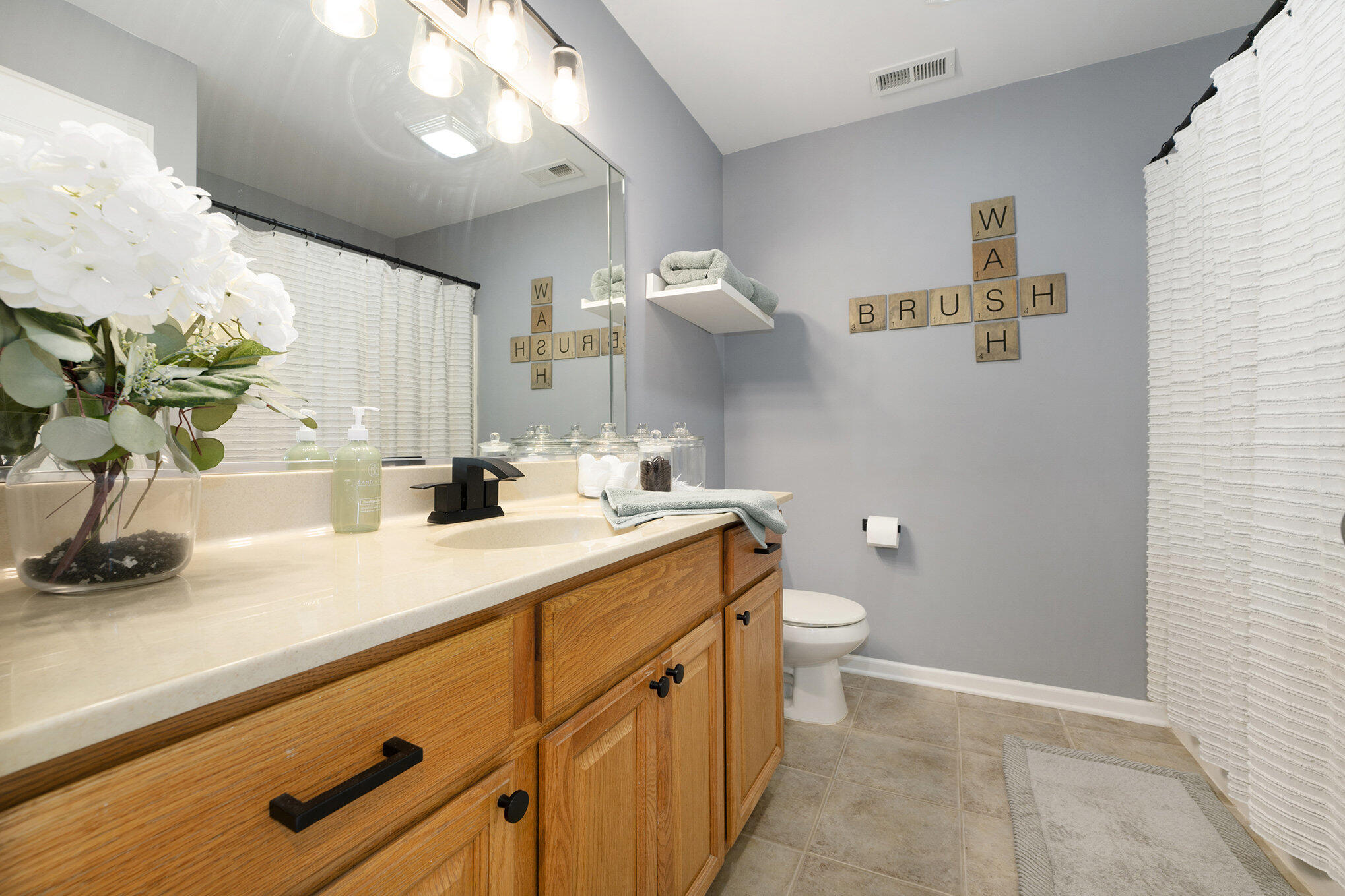 Dyer, Indiana, 46311, United States, 4 Bedrooms Bedrooms, ,4 BathroomsBathrooms,Residential,For Sale,1922774