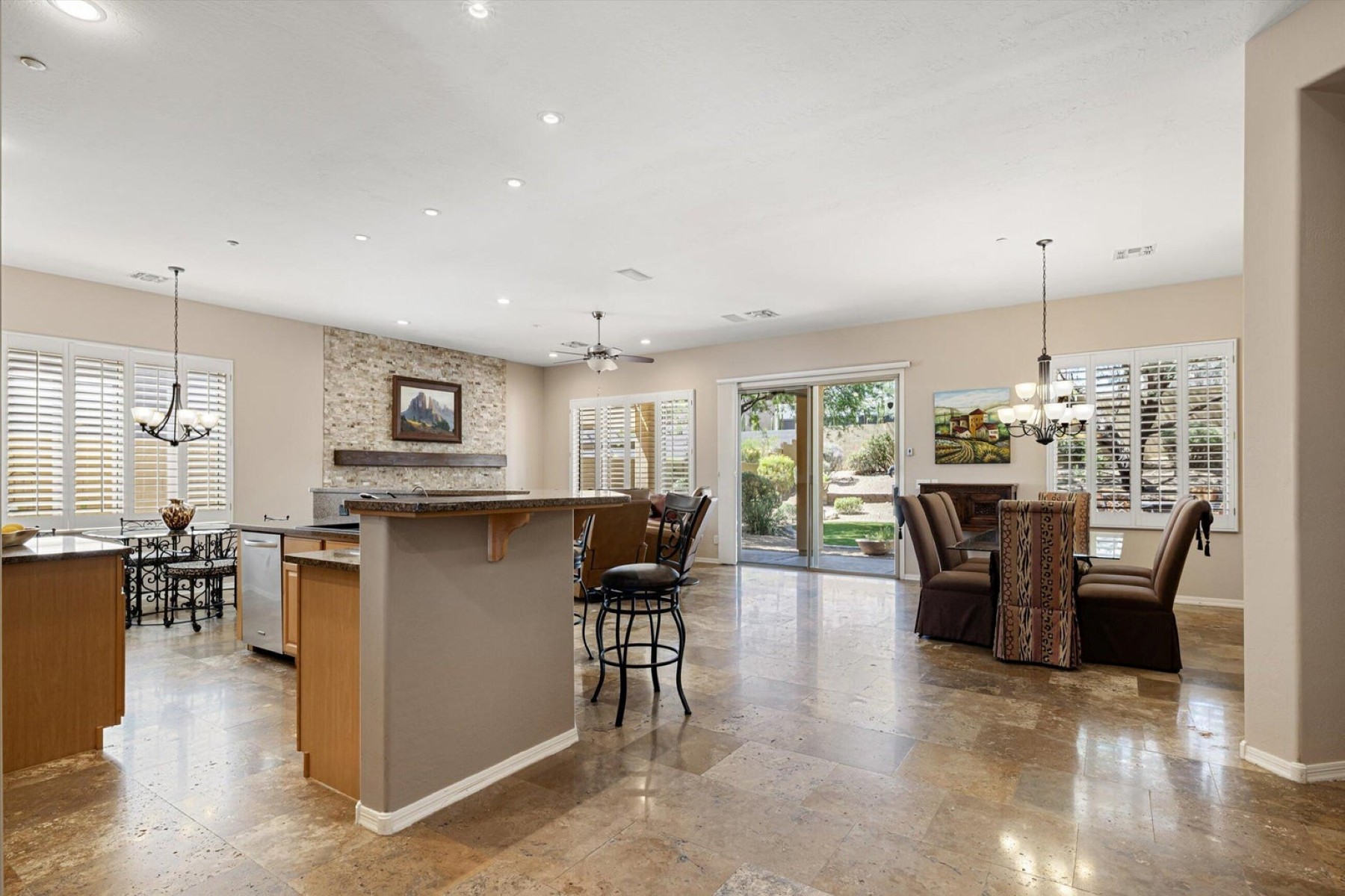  10614 E Meadowhill Drive ¦ Scottsdale, AZ - 物件實景