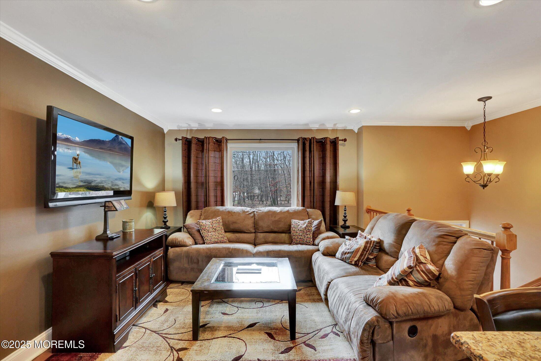 Jackson, New Jersey, 08527, United States, 3 Bedrooms Bedrooms, ,2 BathroomsBathrooms,Residential,For Sale,1931197