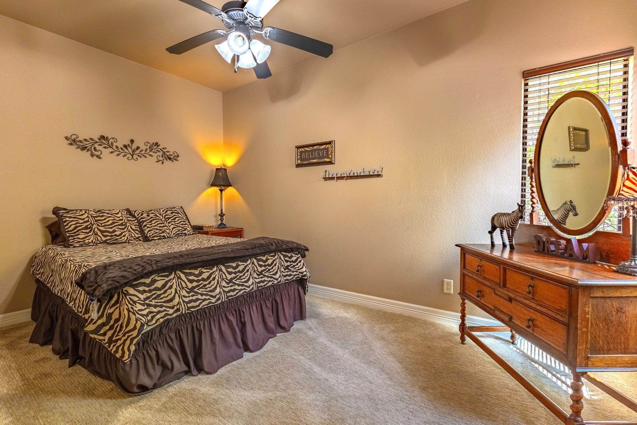 Possum Kingdom Lake, Texas, 76449, United States, 5 Bedrooms Bedrooms, ,3 BathroomsBathrooms,Residential,For Sale,1979729