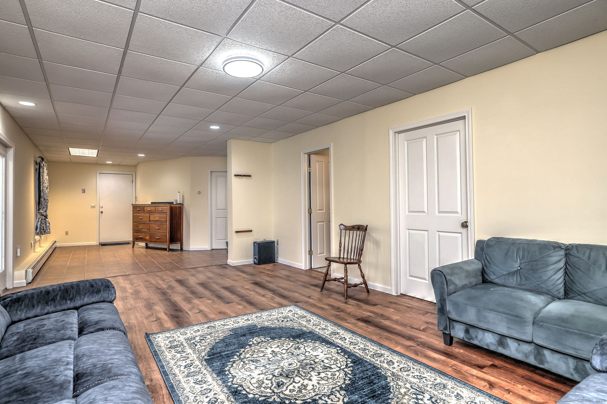 Orange, Connecticut, 06477, United States, 4 Bedrooms Bedrooms, ,4 BathroomsBathrooms,Residential,For Sale,1987664