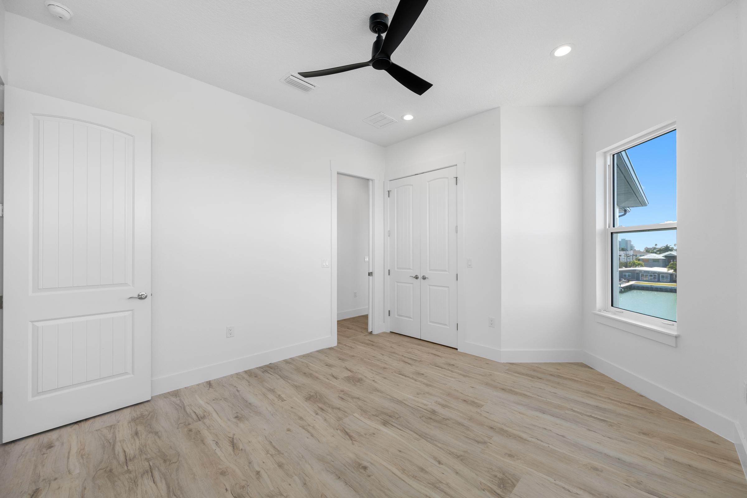 Treasure Island, Florida, 33706, United States, 6 Bedrooms Bedrooms, ,6 BathroomsBathrooms,Residential,For Sale,2032773