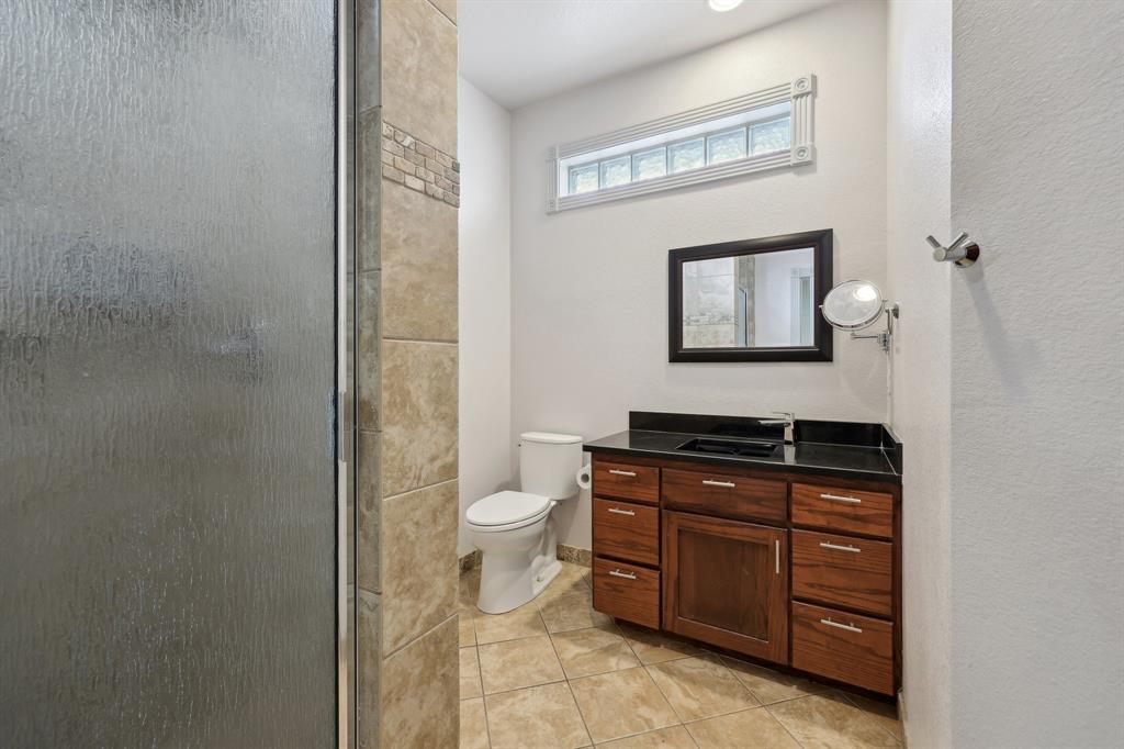 Fort Worth, Texas, 76107, United States, 5 Bedrooms Bedrooms, ,3 BathroomsBathrooms,Residential,For Sale,1915369