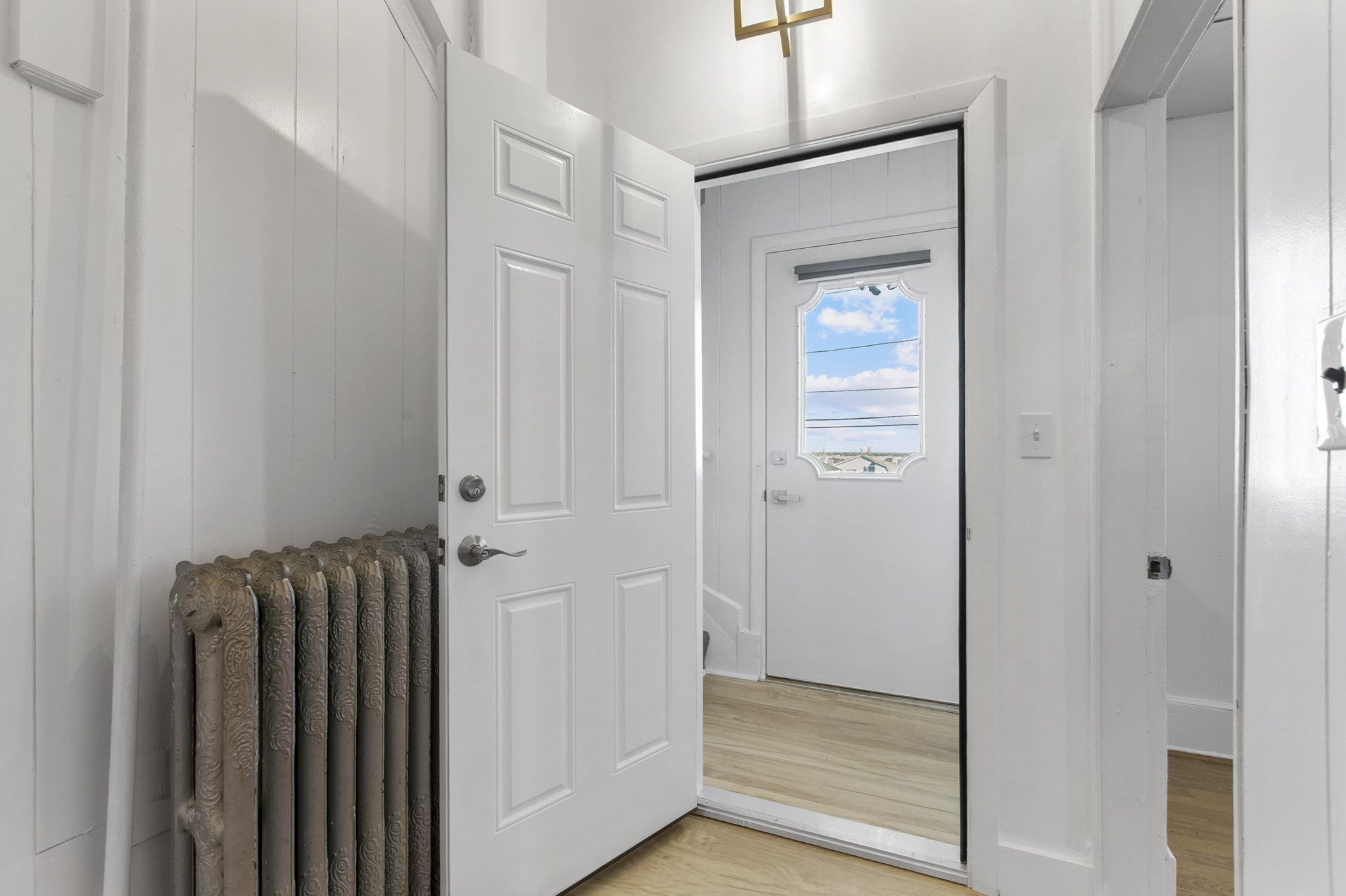 Revere, Massachusetts, 02151, United States, 5 Bedrooms Bedrooms, ,2 BathroomsBathrooms,Residential,For Sale,1974835