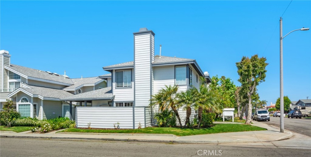 Costa Mesa, California, 92627, United States, 3 Bedrooms Bedrooms, ,2 BathroomsBathrooms,Residential,For Sale,1847589