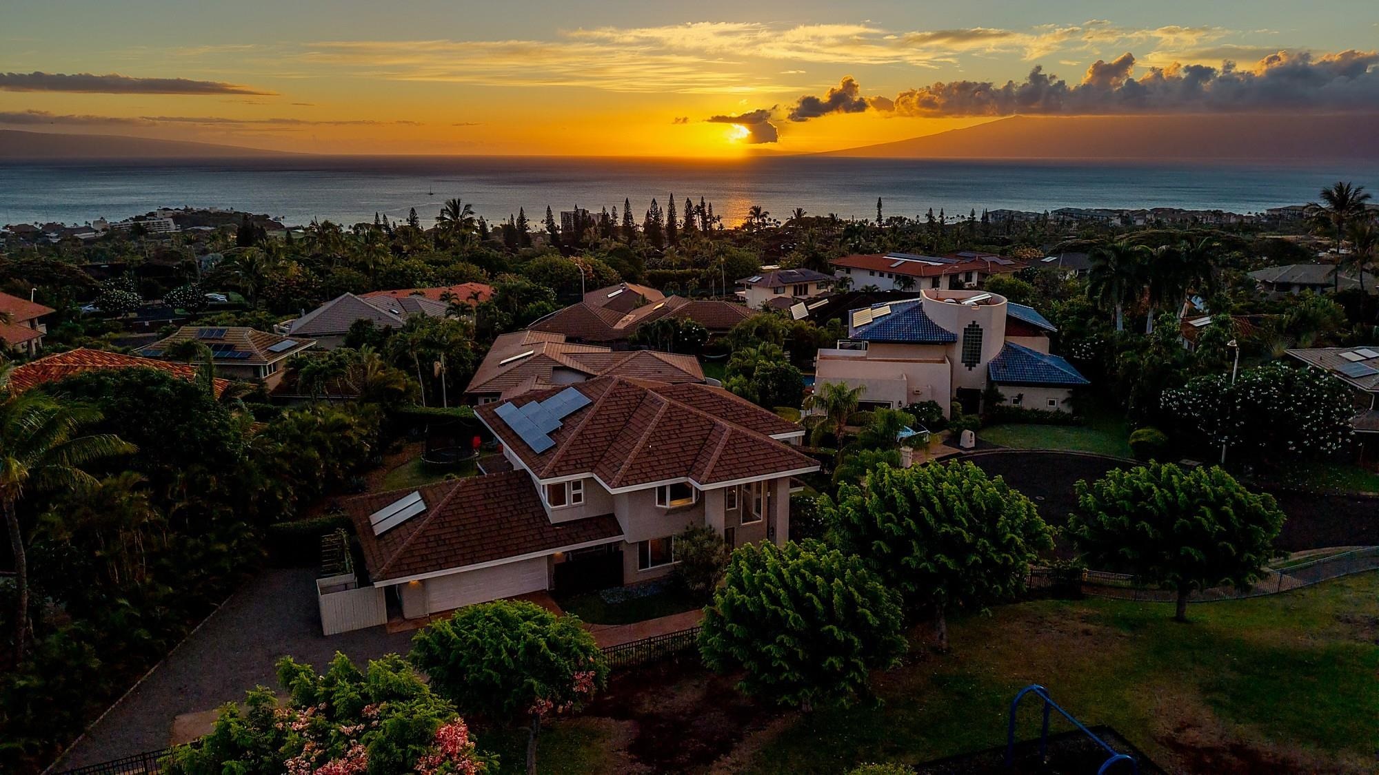 Lahaina, Hawaii, 96761, United States, 4 Bedrooms Bedrooms, ,4 BathroomsBathrooms,Residential,For Sale,1901964