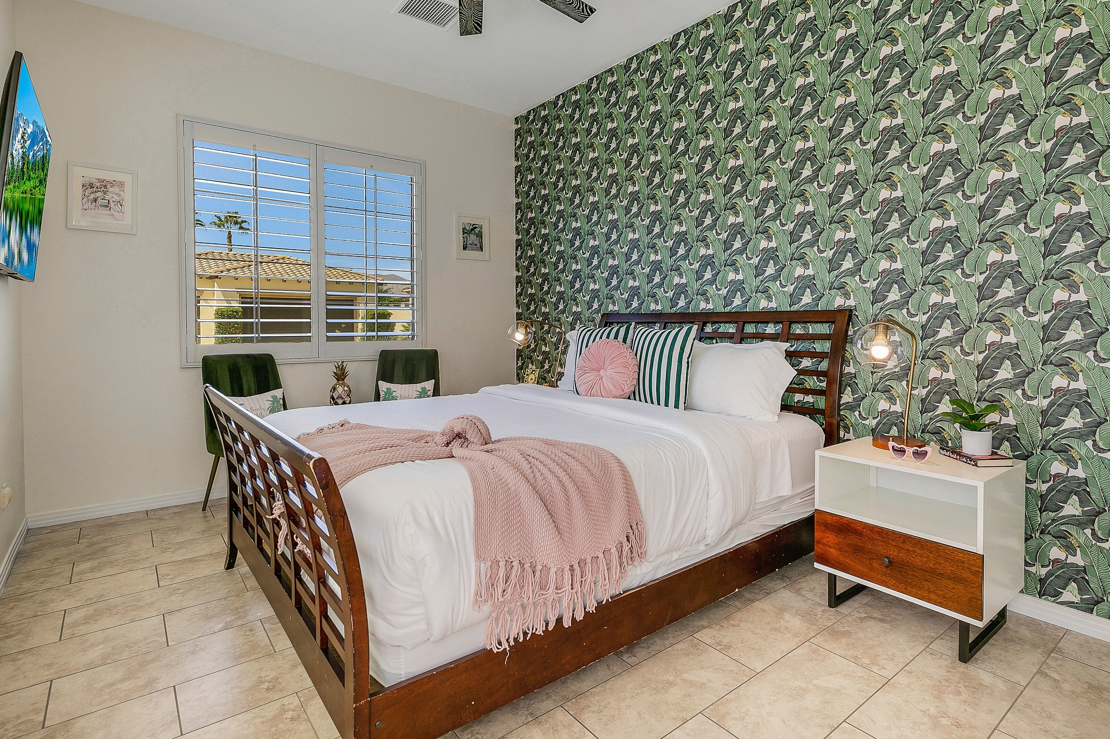  where  luxury meets leverage: own the ultimate income producing retreat - 物件實景