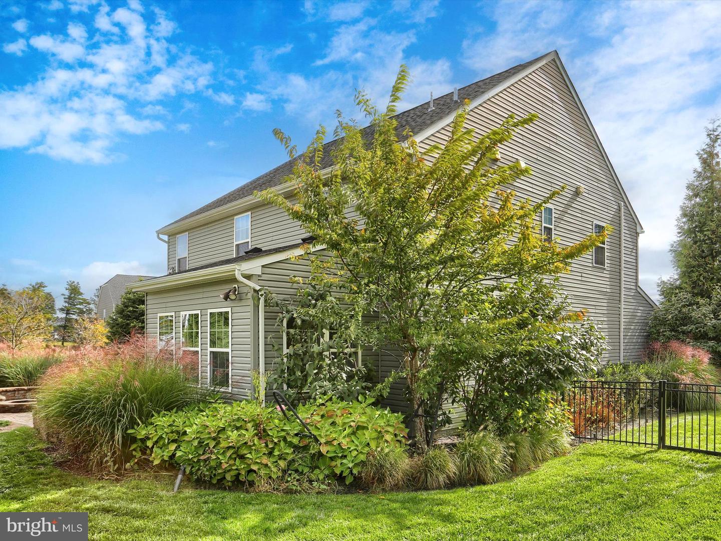 Harrisburg, Pennsylvania, 17112, United States, 5 Bedrooms Bedrooms, ,4 BathroomsBathrooms,Residential,For Sale,1970182