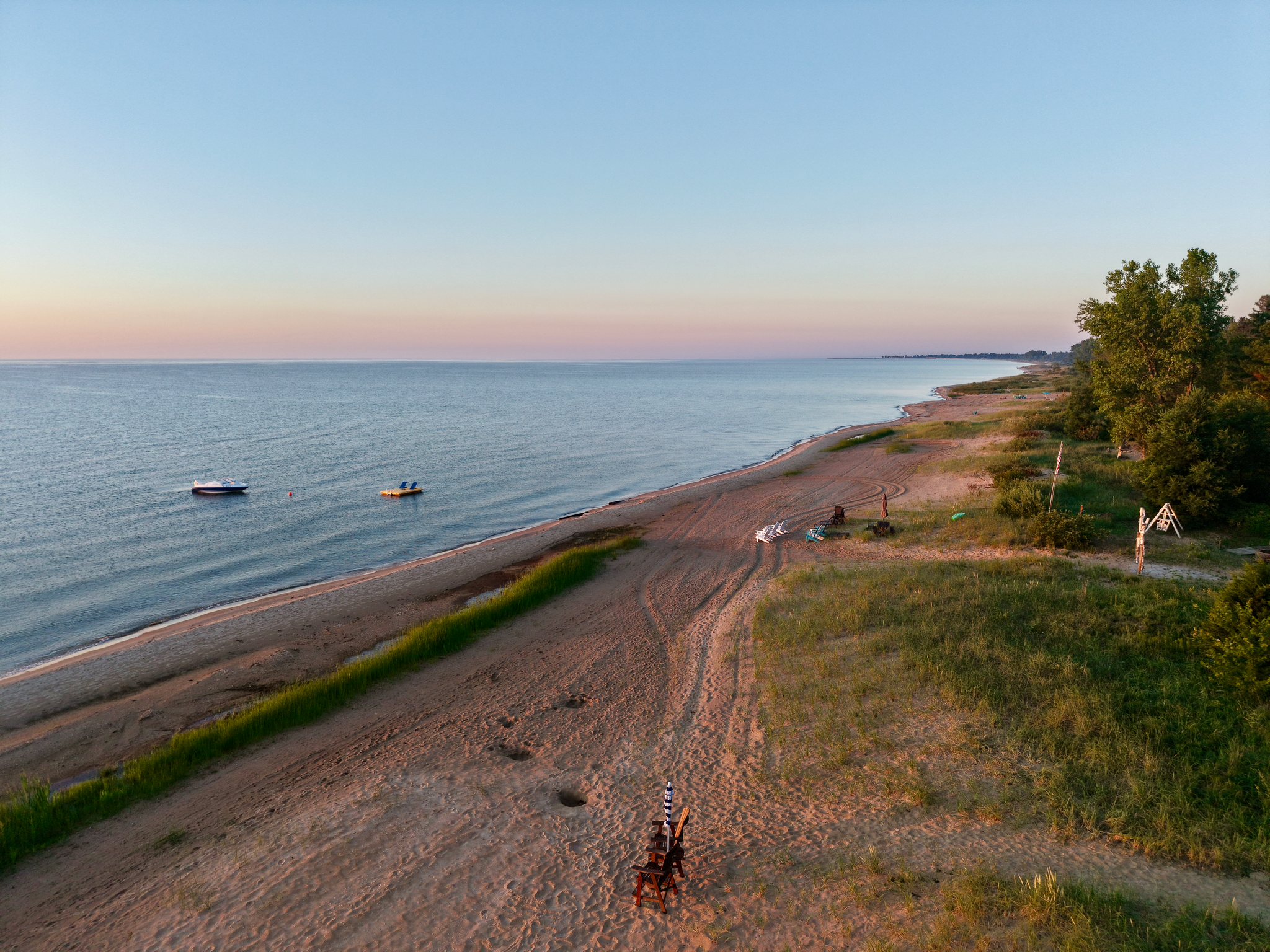  Lake Huron Ranch Home - 物件實景
