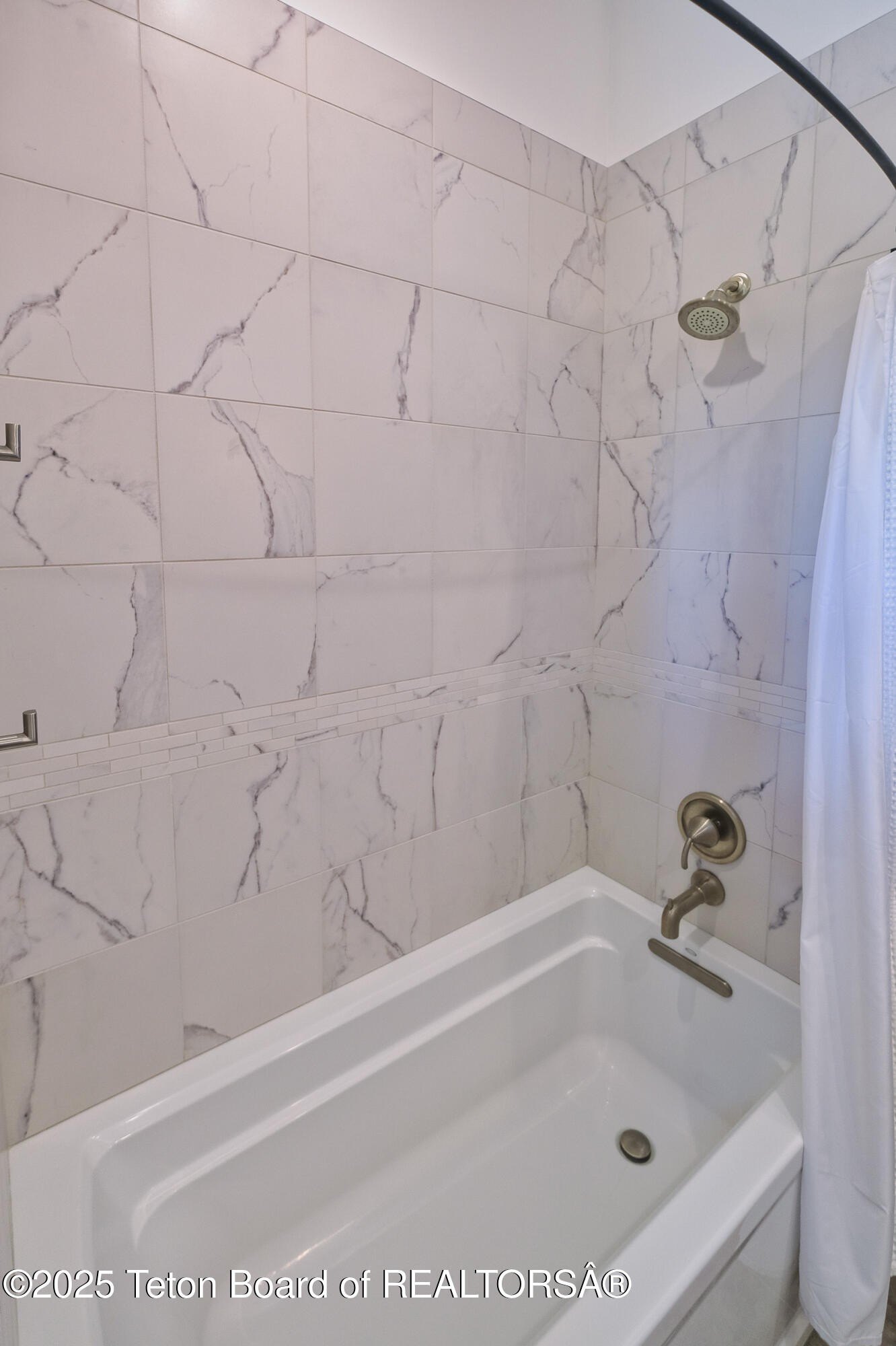 Victor, Idaho, 83455, United States, 4 Bedrooms Bedrooms, ,2 BathroomsBathrooms,Residential,For Sale,1895074