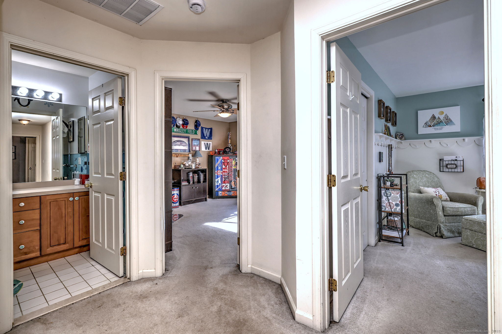 Milford, Connecticut, 06461, United States, 4 Bedrooms Bedrooms, ,3 BathroomsBathrooms,Residential,For Sale,1926096