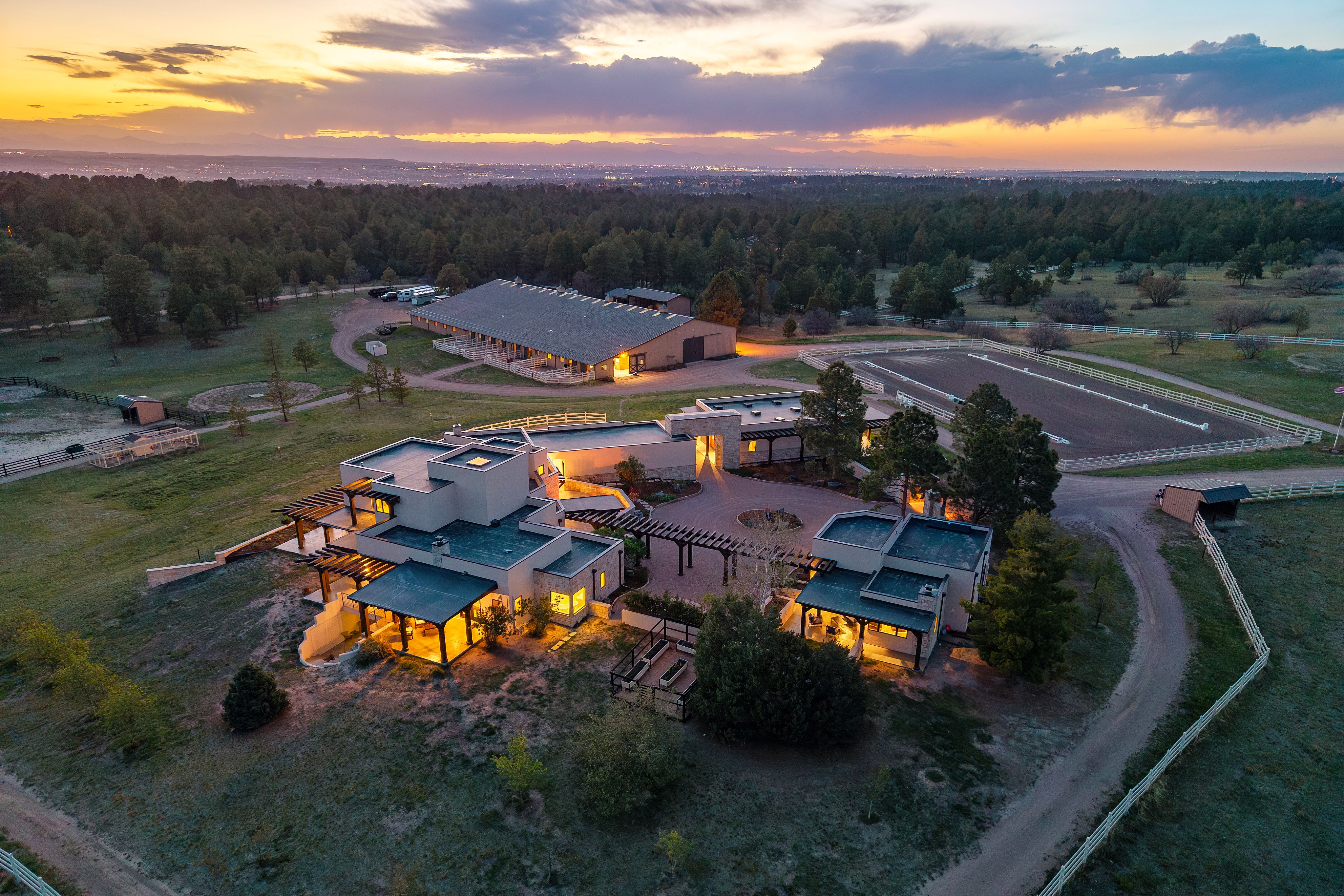  Equestrian Desert Contemporary Estate with Stable & Indoor Arena - 物件實景
