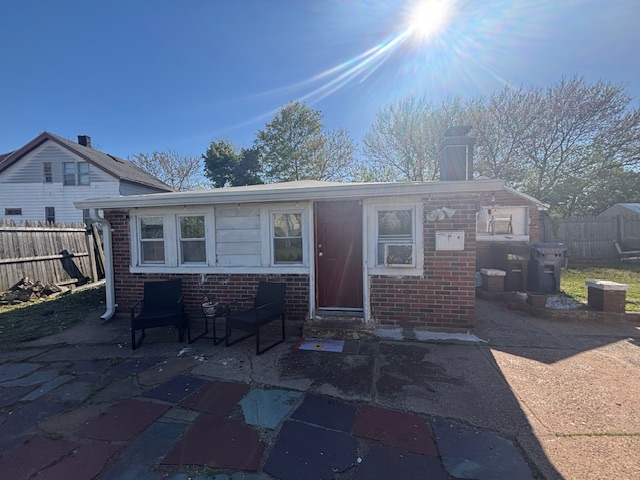 West Haven, Connecticut, 06516, United States, 5 Bedrooms Bedrooms, ,4 BathroomsBathrooms,Residential,For Sale,2048244