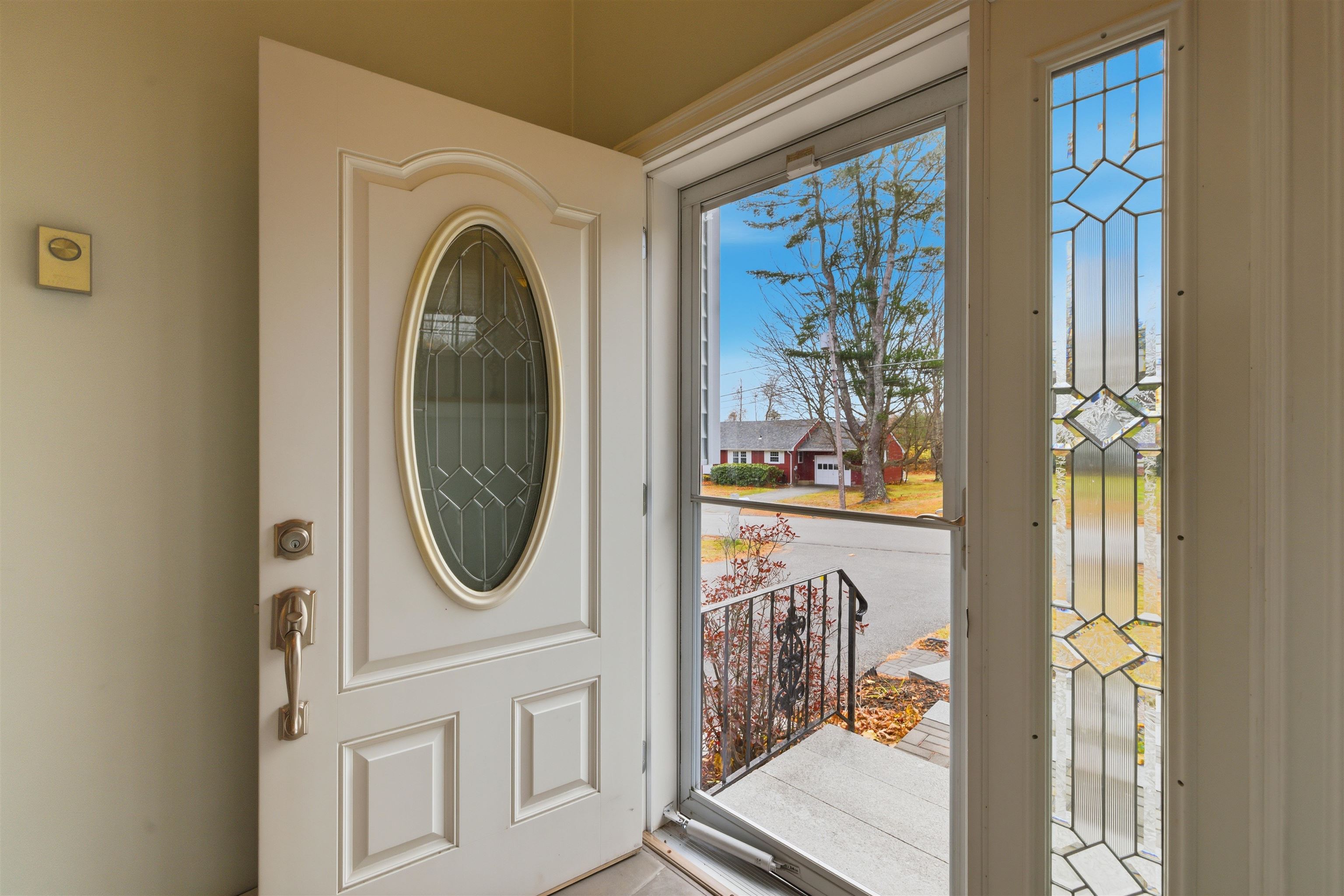 Laconia, New Hampshire, 03246, United States, 3 Bedrooms Bedrooms, ,Residential,For Sale,1991727