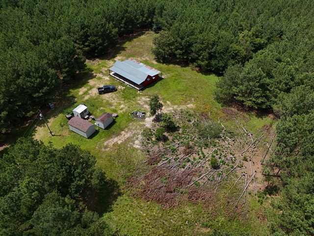 Cove, Arkansas, 71937, United States, 2 Bedrooms Bedrooms, ,Residential,For Sale,1938285