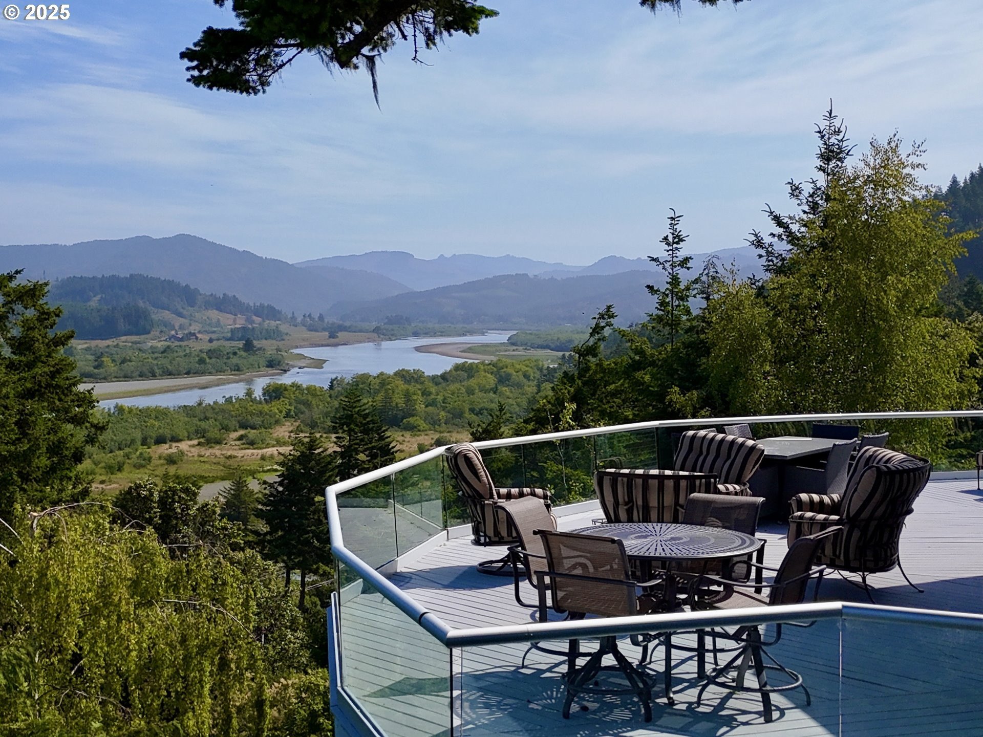 Gold Beach, Oregon, 97444, United States, 3 Bedrooms Bedrooms, ,5 BathroomsBathrooms,Residential,For Sale,1974377