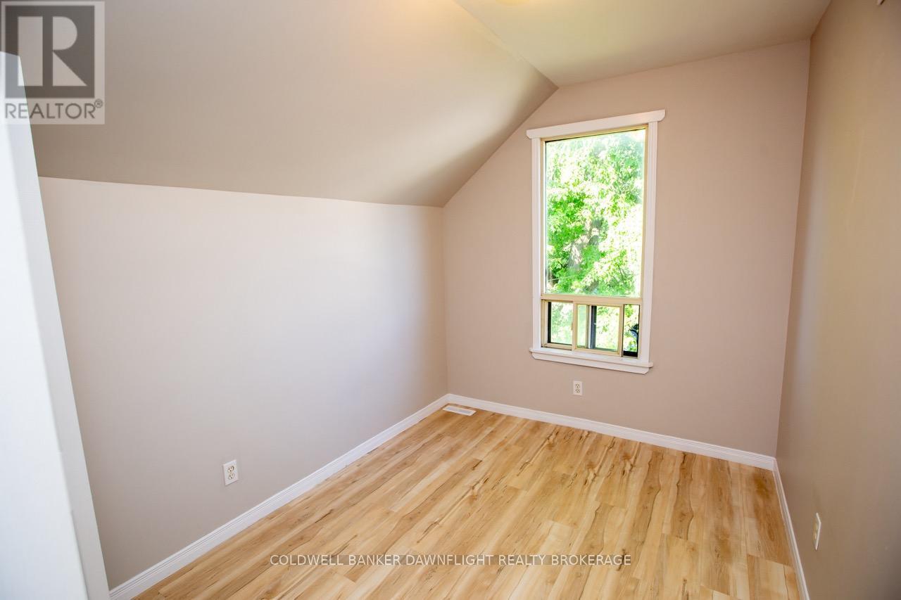 LONDON EAST (EAST G), Ontario, N6B 3H9, CA, 4 Bedrooms Bedrooms, ,3 BathroomsBathrooms,Residential,For Sale,1949851