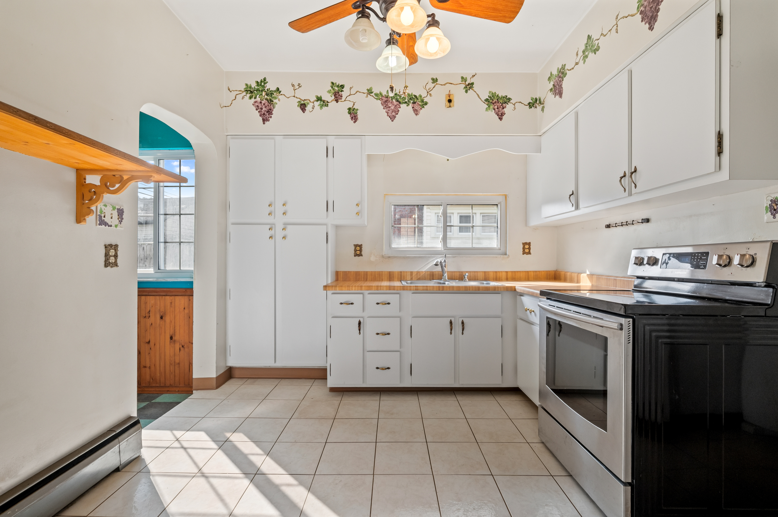  444 Russellwood Avenue, McKees Rocks, PA 15136 - 物件實景