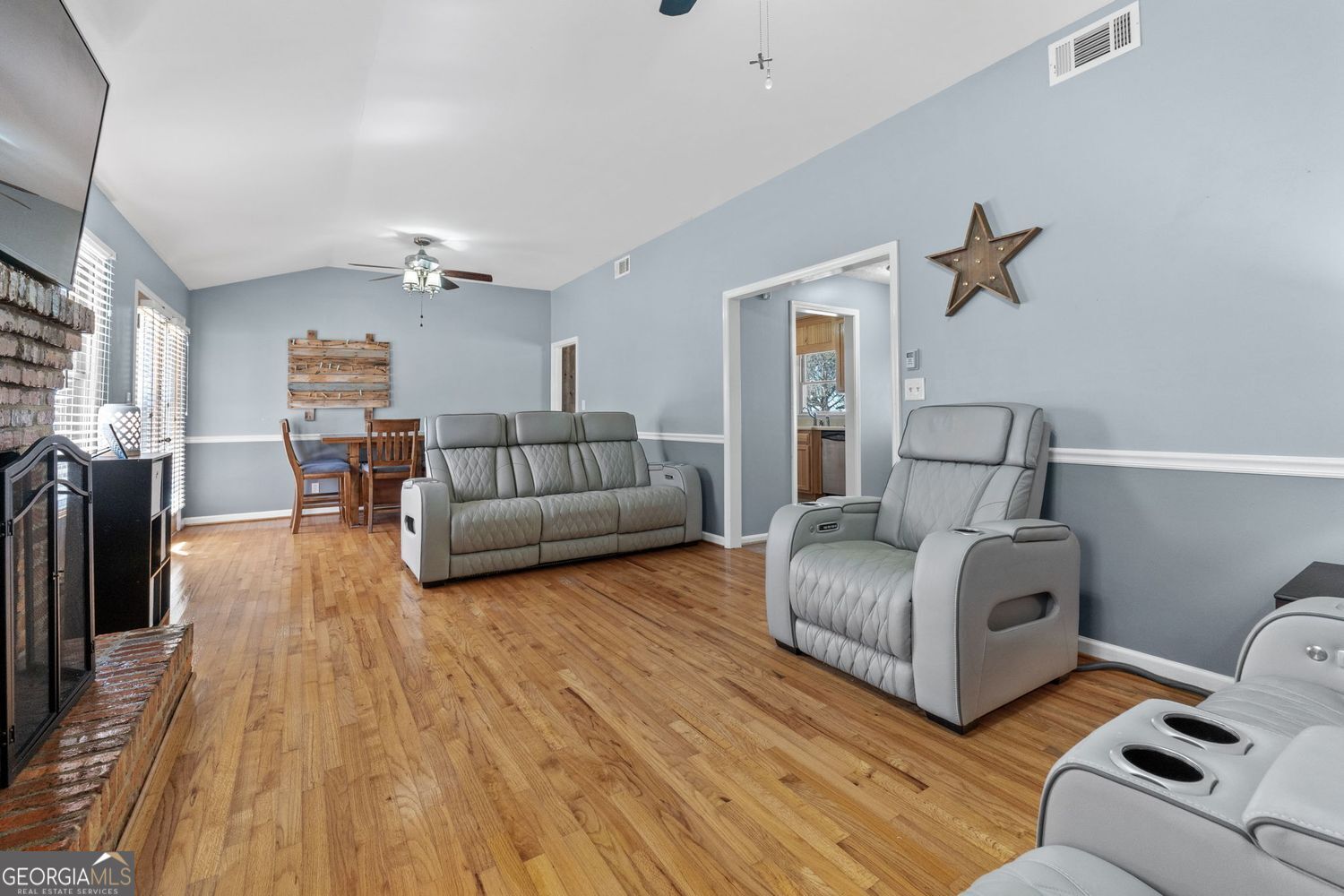 Thomaston, Georgia, 30286, United States, 4 Bedrooms Bedrooms, ,3 BathroomsBathrooms,Residential,For Sale,1952016