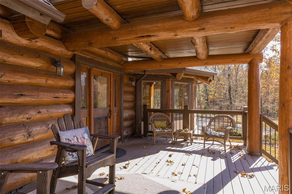 Farmington, Missouri, 63640, United States, 3 Bedrooms Bedrooms, ,4 BathroomsBathrooms,Residential,For Sale,1991980