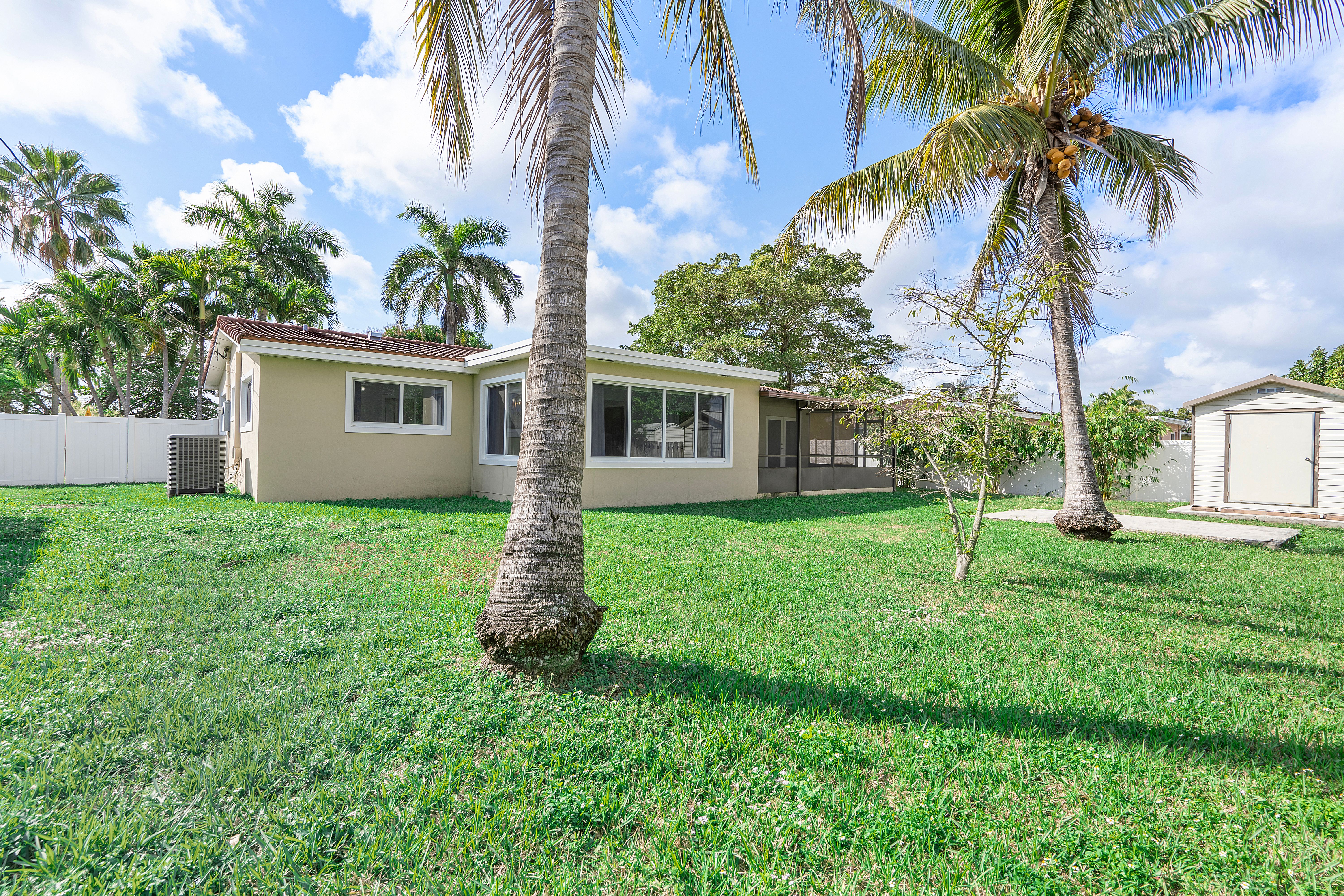  2475 NE 214th St, Aventura, FL, 33180 - 物件實景