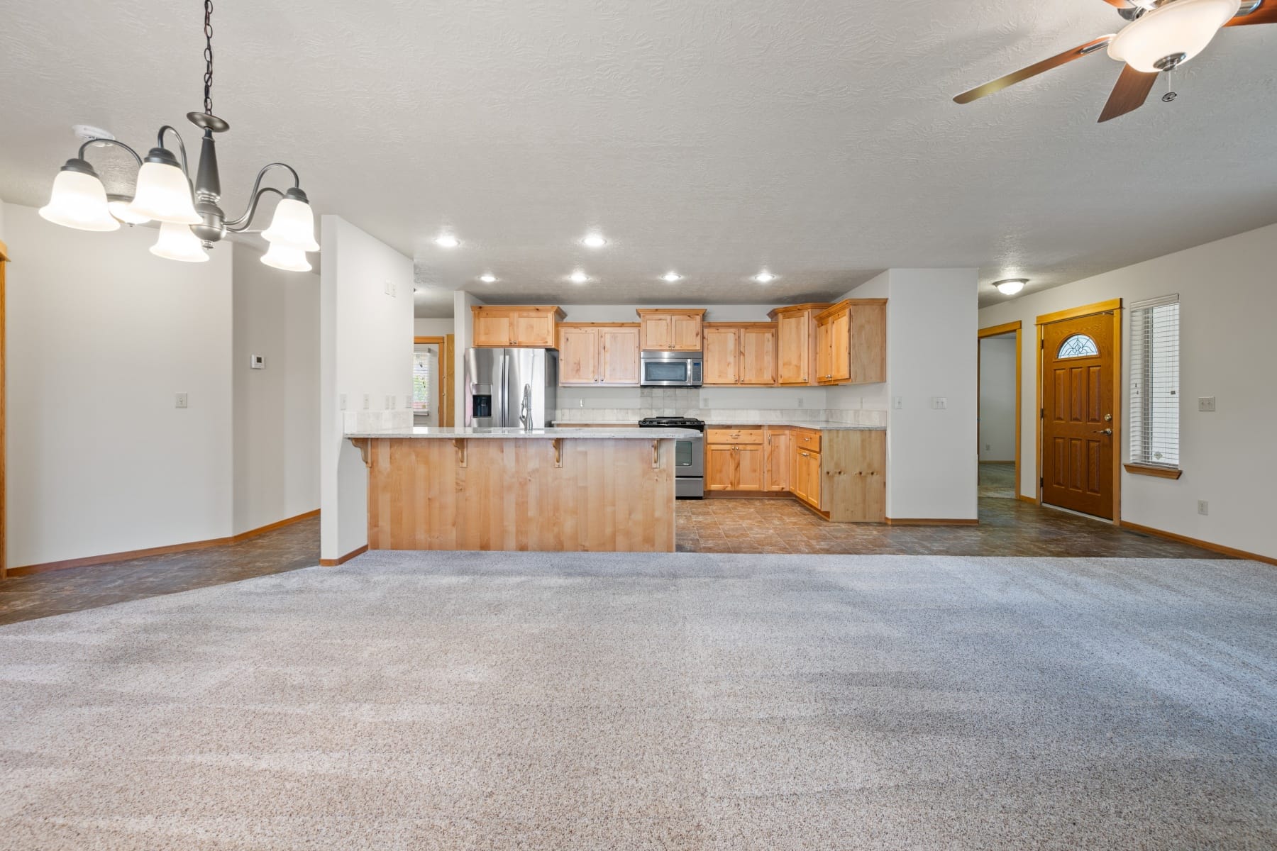  2330 NW 10th Street Redmond, OR 97756 - 物件實景