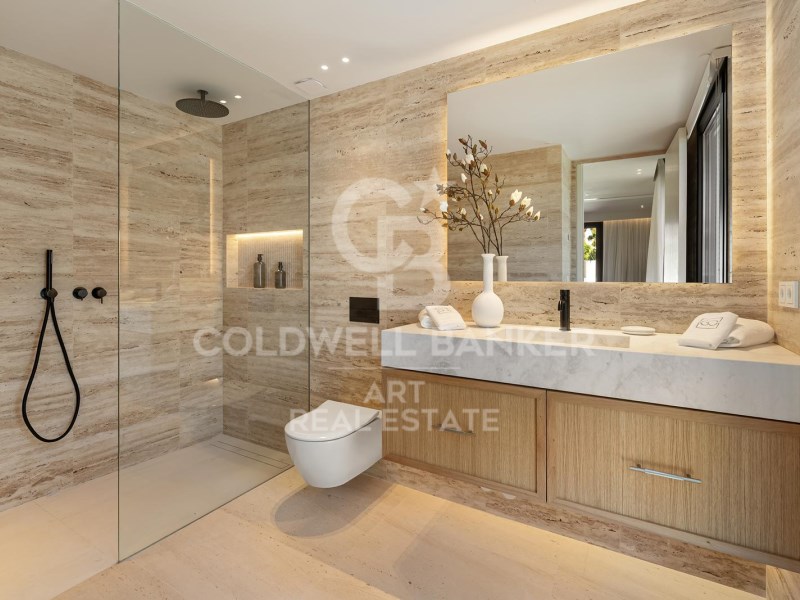 Marbella, Andalusia, ES, 6 Bedrooms Bedrooms, ,6 BathroomsBathrooms,Residential,For Sale,1838055
