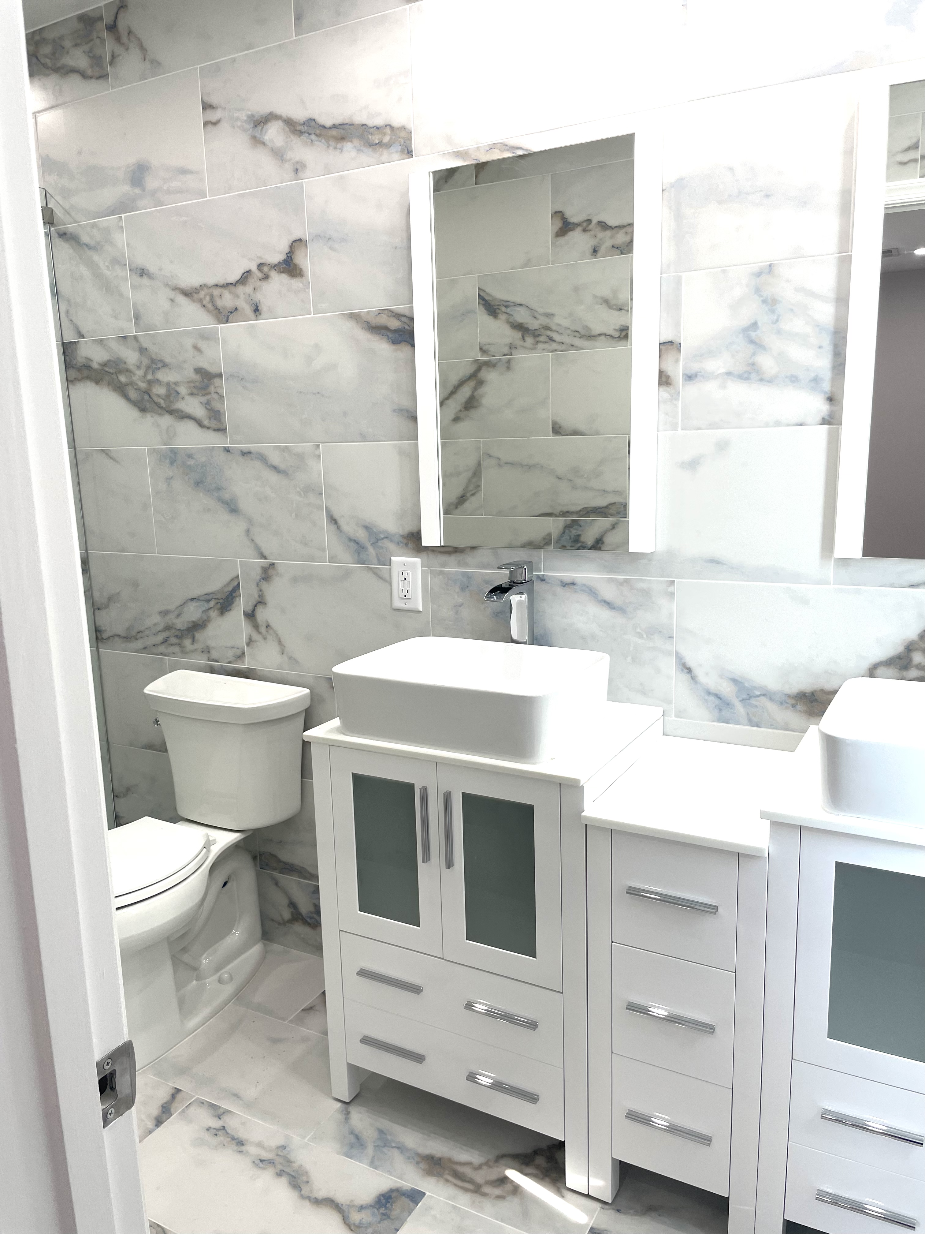 Secaucus, New Jersey, 07094, United States, 3 Bedrooms Bedrooms, ,4 BathroomsBathrooms,Residential,For Sale,1978174