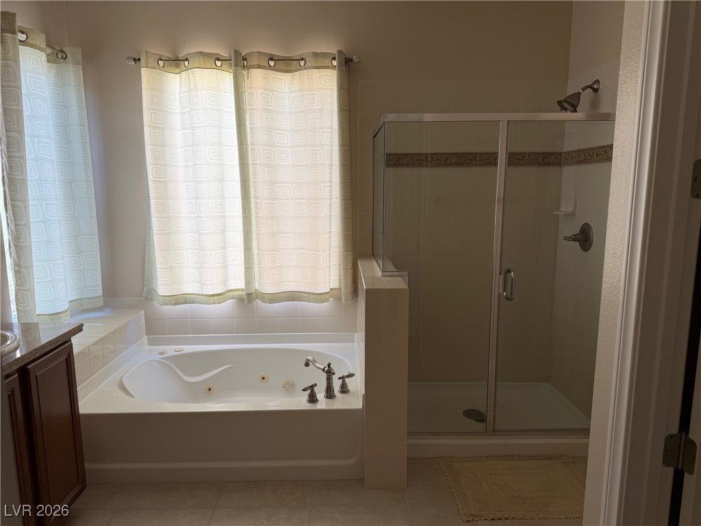 Las Vegas, Nevada, 89135, United States, 3 Bedrooms Bedrooms, ,3 BathroomsBathrooms,Residential,For Sale,2012130