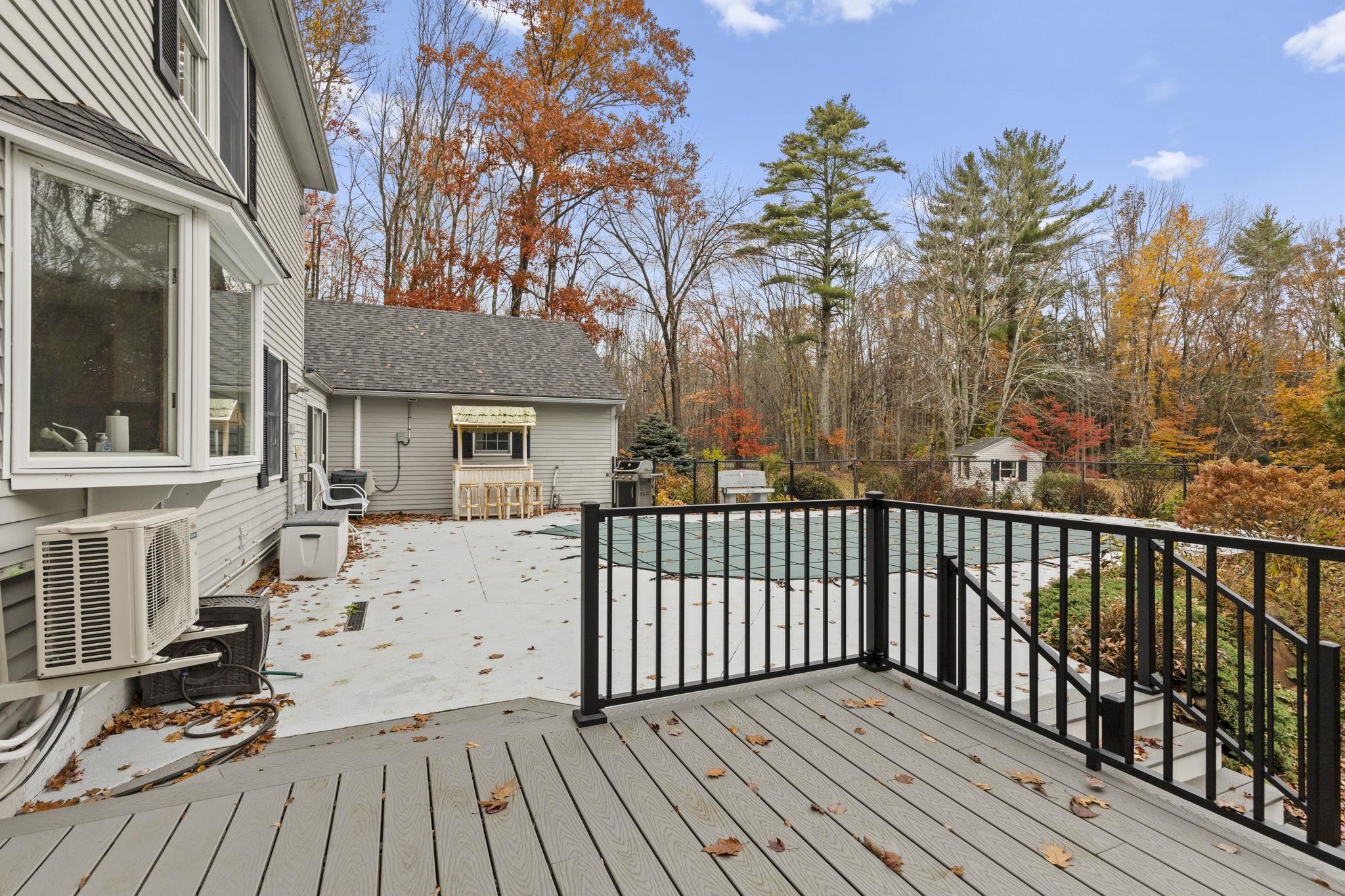 Rochester, New Hampshire, 03867, United States, 4 Bedrooms Bedrooms, ,1 BathroomBathrooms,Residential,For Sale,1985747