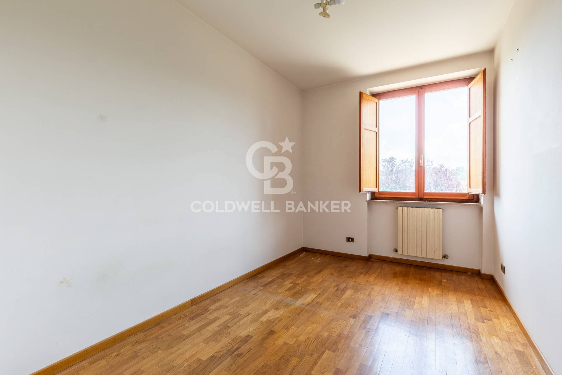 Fratta Todina, Perugia, 06054, IT, 6 Bedrooms Bedrooms, ,6 BathroomsBathrooms,Residential,For Sale,1850046