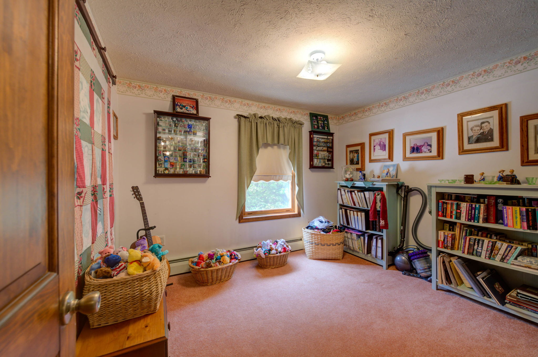 Gray, Maine, 04039, United States, 3 Bedrooms Bedrooms, ,2 BathroomsBathrooms,Residential,For Sale,1874215