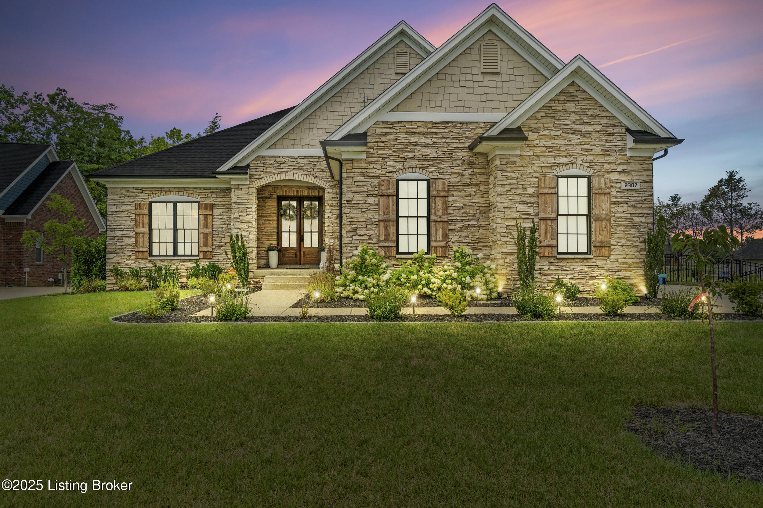 Fisherville, Kentucky, 40023, United States, 4 Bedrooms Bedrooms, ,4 BathroomsBathrooms,Residential,For Sale,1912269