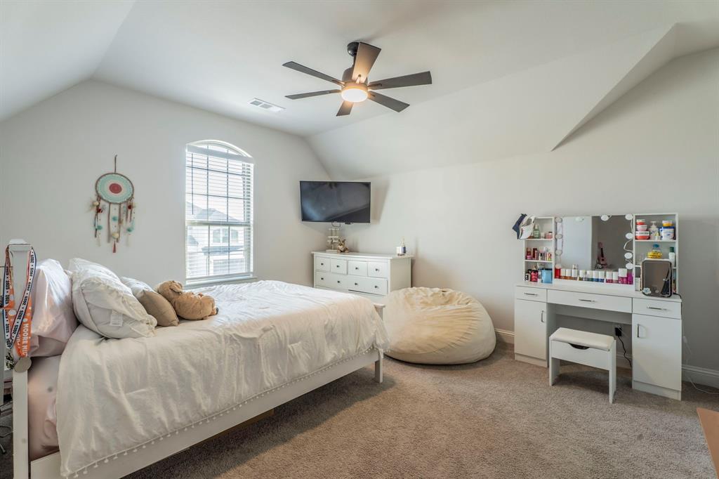 Celina, Texas, 75009, United States, 4 Bedrooms Bedrooms, ,4 BathroomsBathrooms,Residential,For Sale,1981096