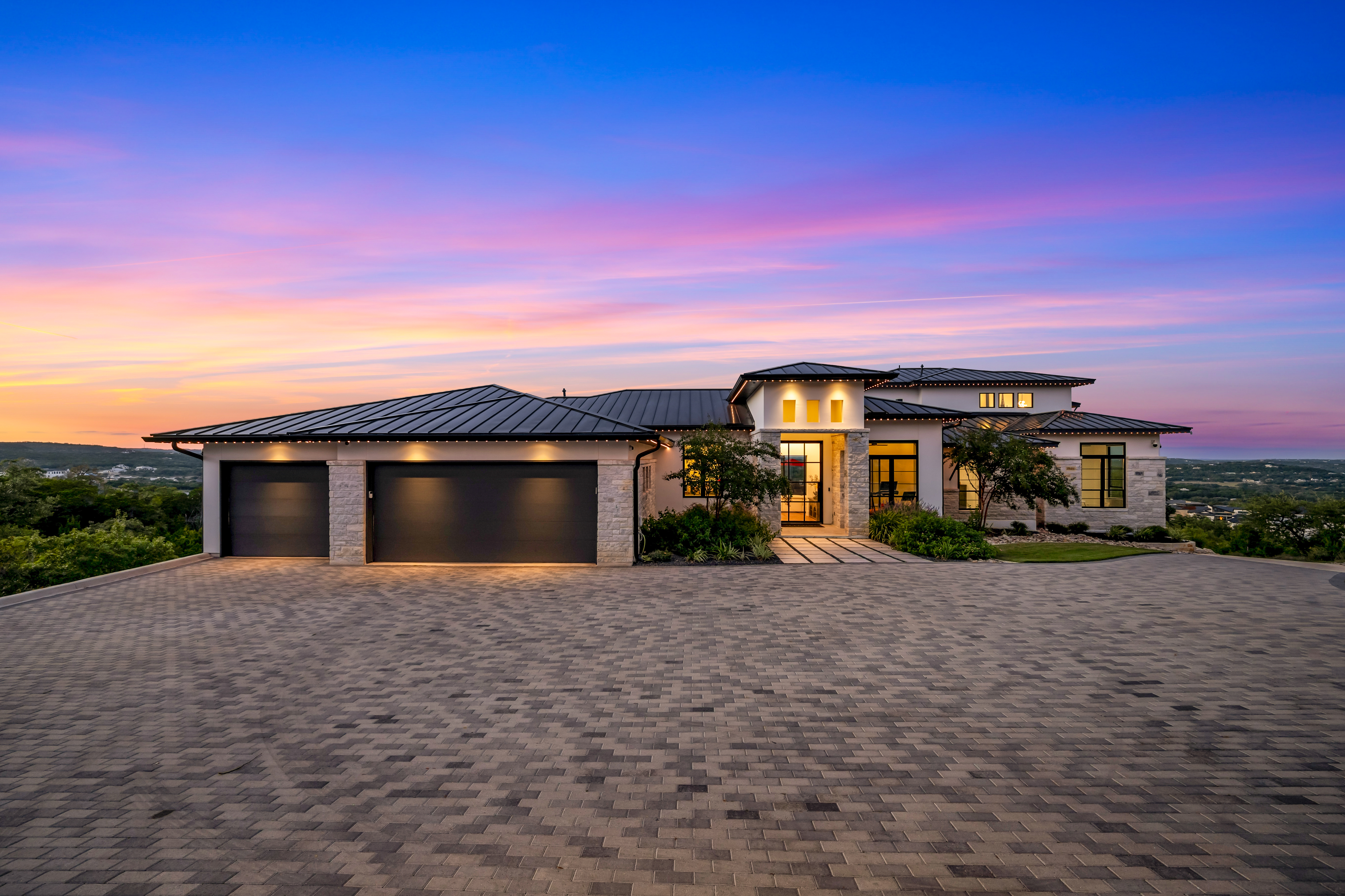  Panoramic Views and Luxury Living - 物件實景