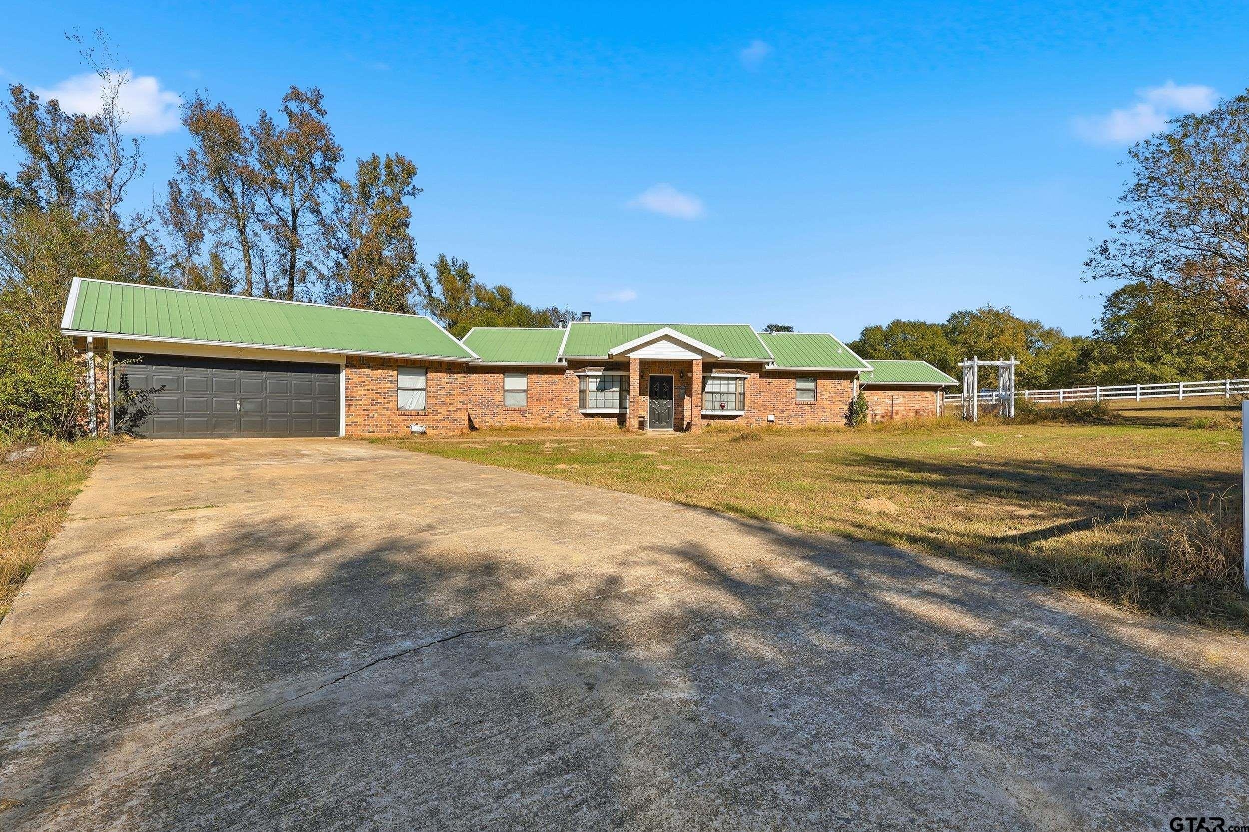 Leesburg, Texas, 75451, United States, 3 Bedrooms Bedrooms, ,2 BathroomsBathrooms,Residential,For Sale,1987369