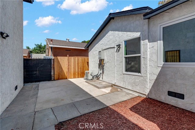 Long Beach, California, 90805, United States, 6 Bedrooms Bedrooms, ,Residential,For Sale,1943908